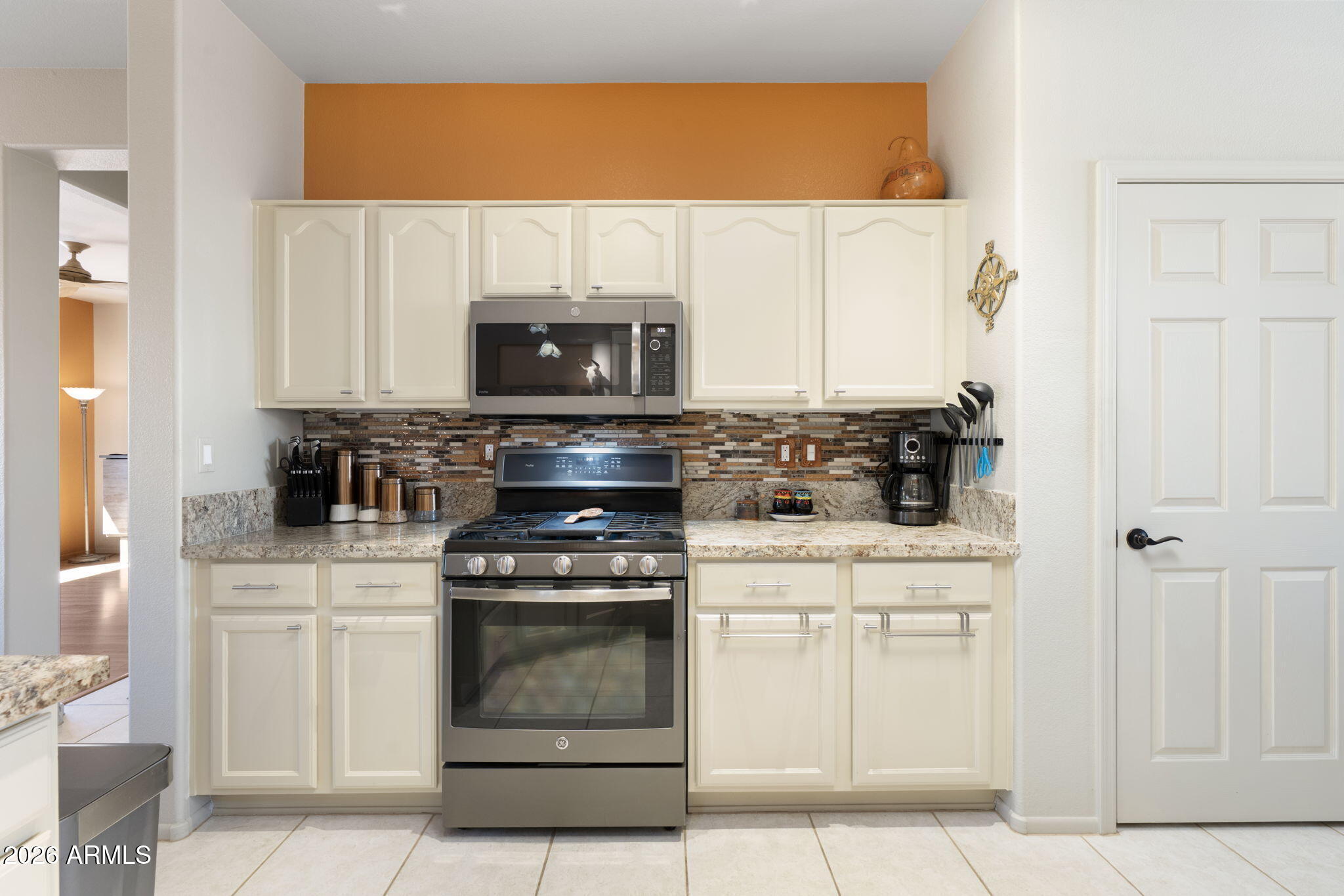 SUN CITY GRAND-DESERT BREEZE - Residential