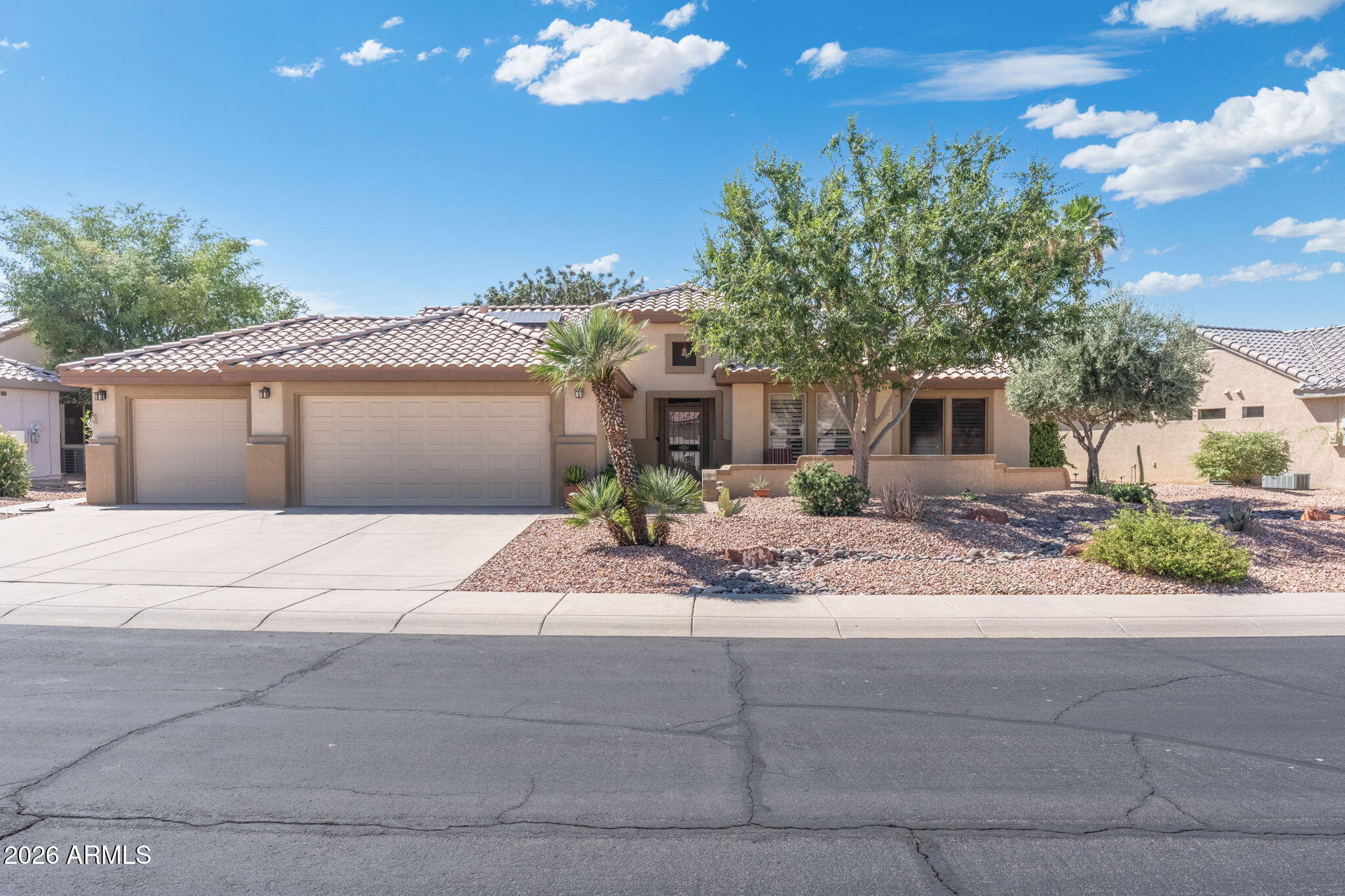 SUN CITY GRAND-DESERT BREEZE - Residential