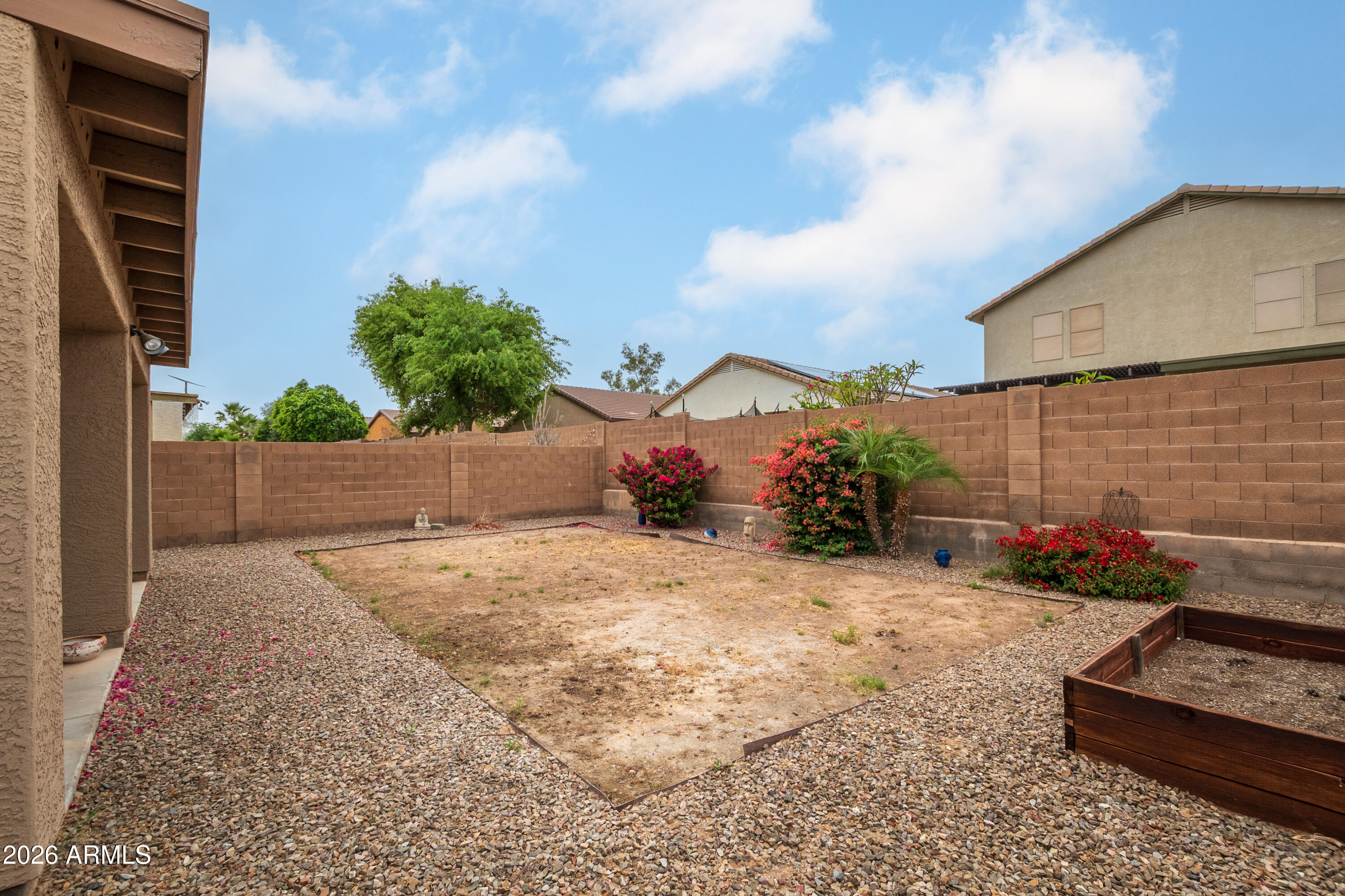 CROSSRIVER UNIT 2 - Residential