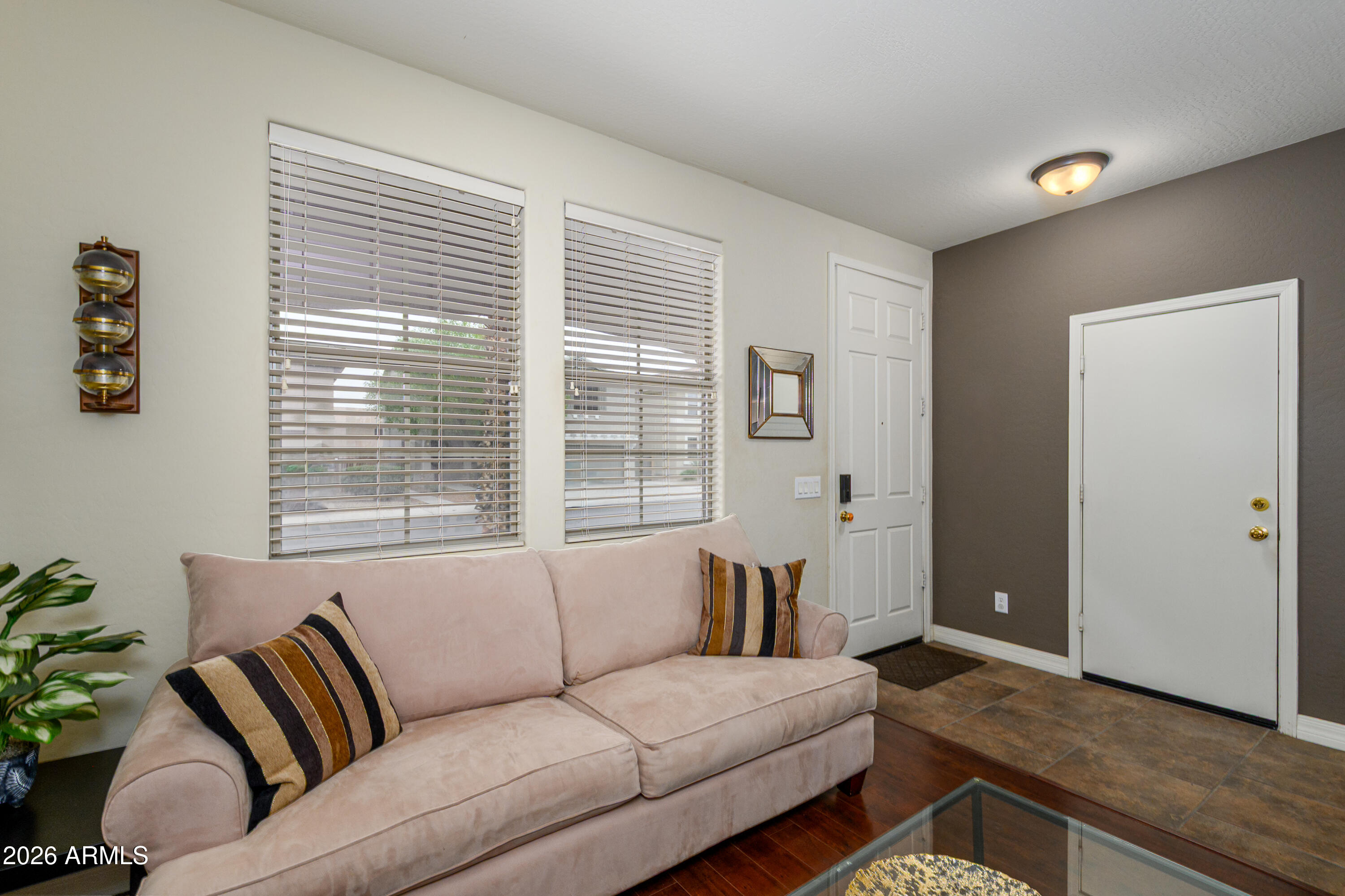 CROSSRIVER UNIT 2 - Residential