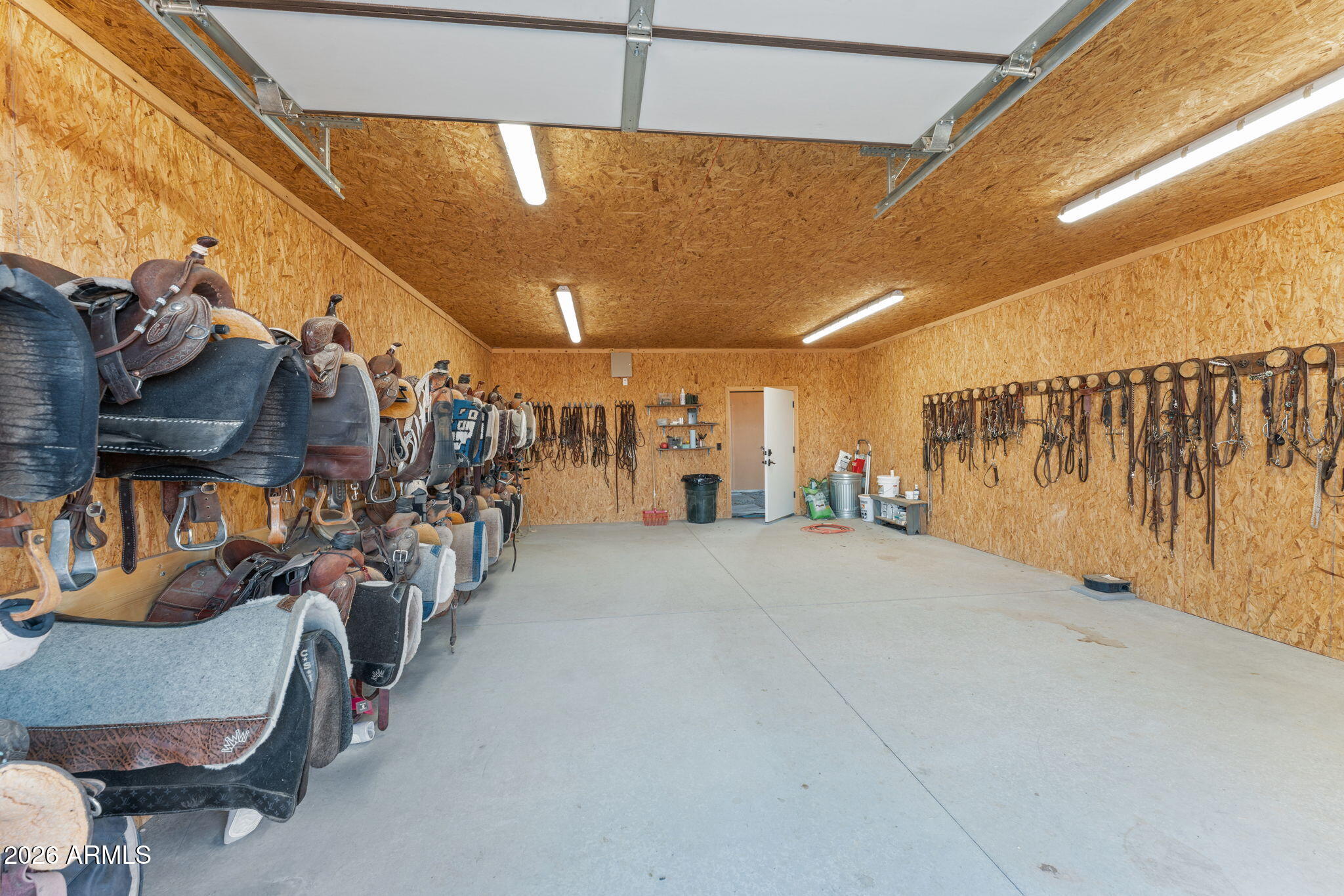 20 Acres with full horse set-up - Residential