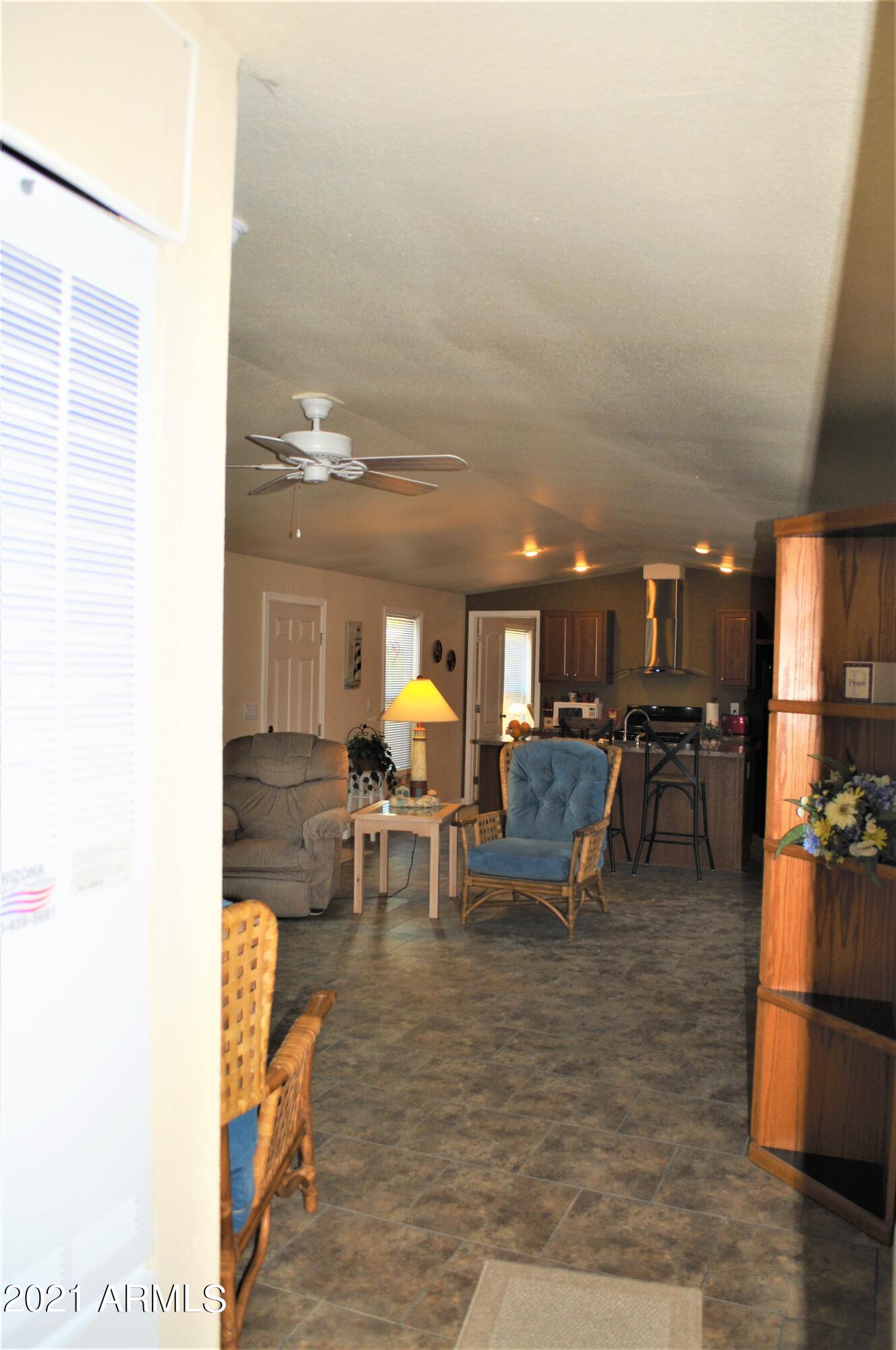 Sierra Vista Mobile Home Village - Residential