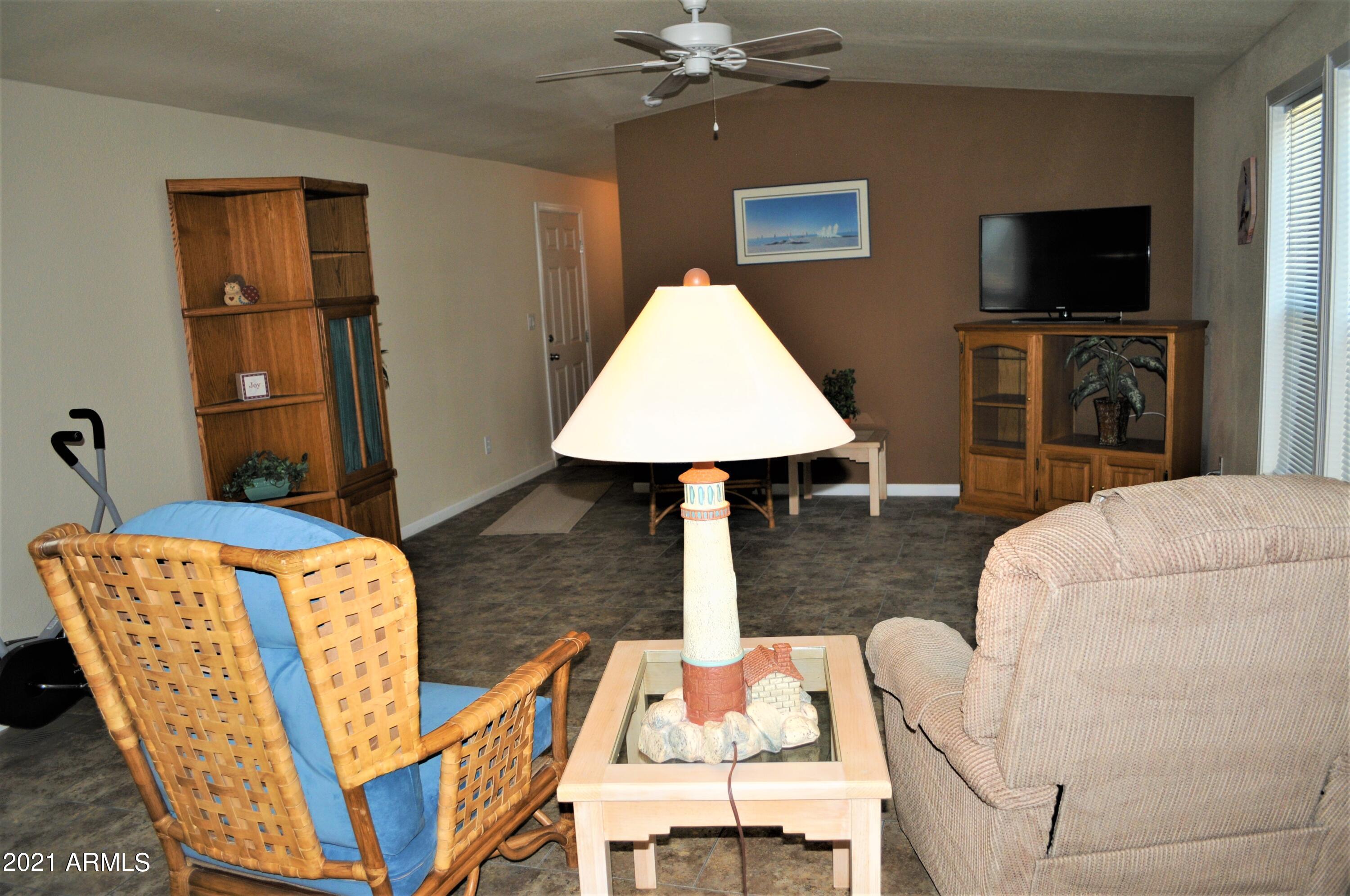 Sierra Vista Mobile Home Village - Residential
