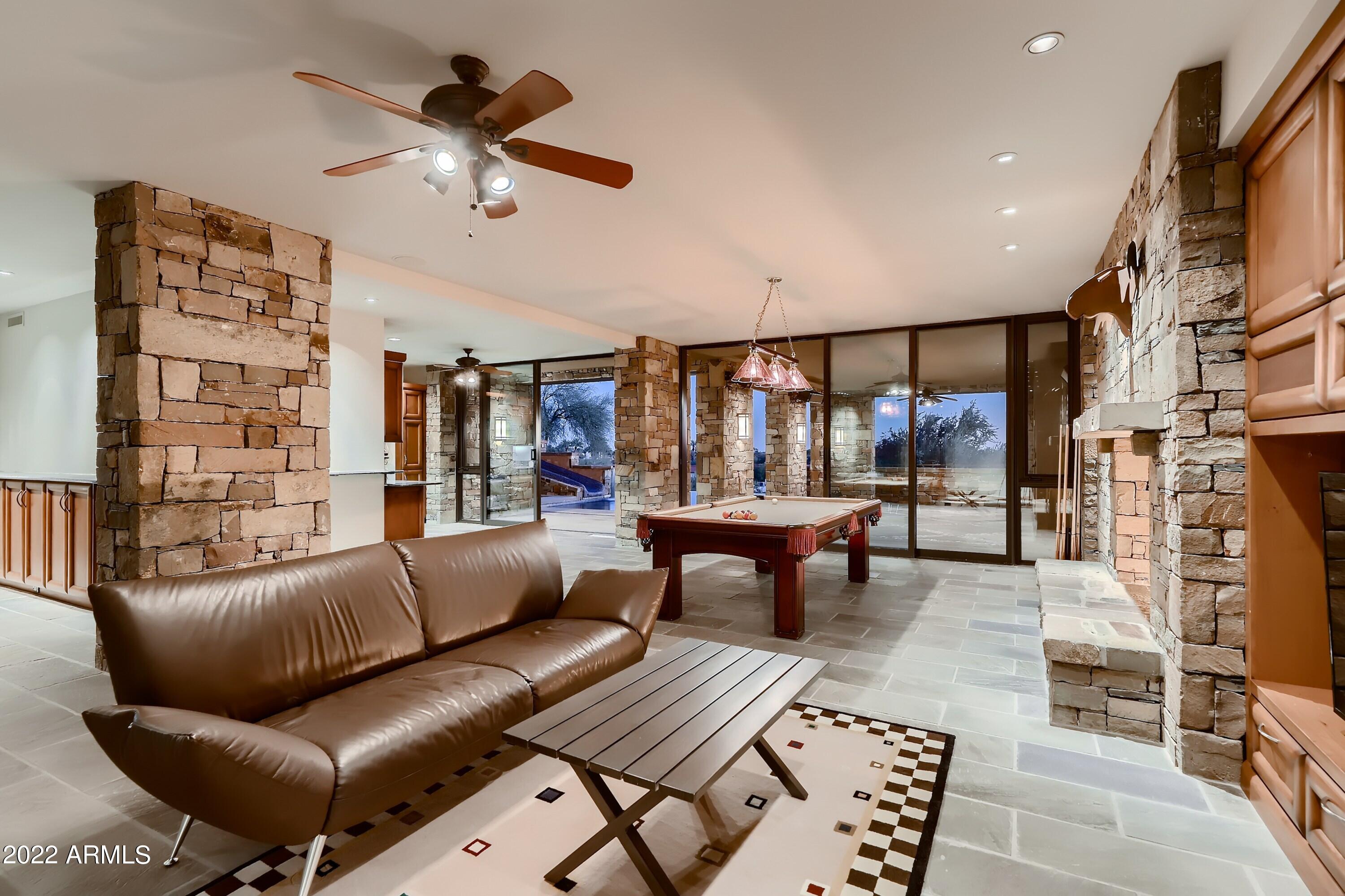 RED ROCK - Residential
