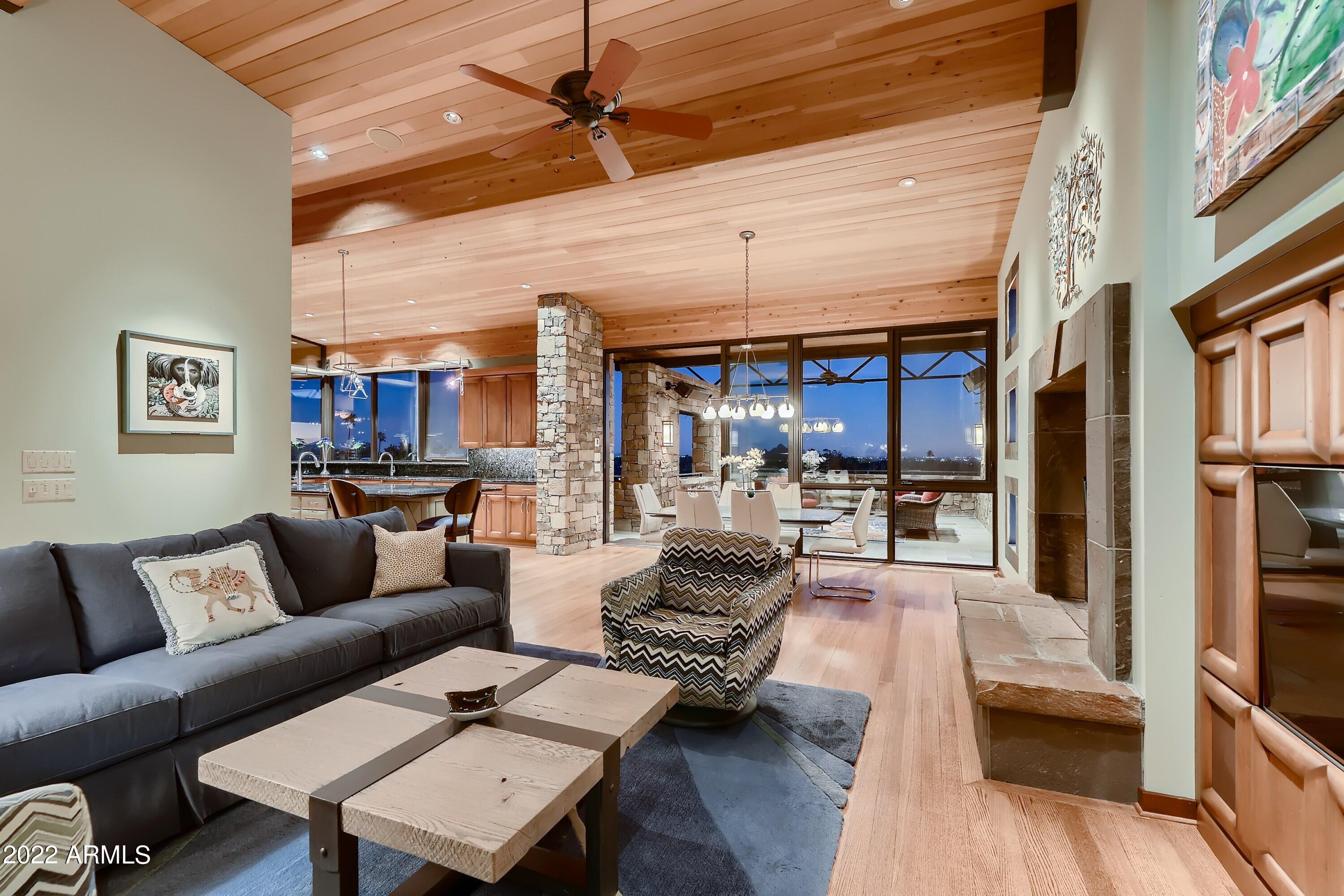 RED ROCK - Residential