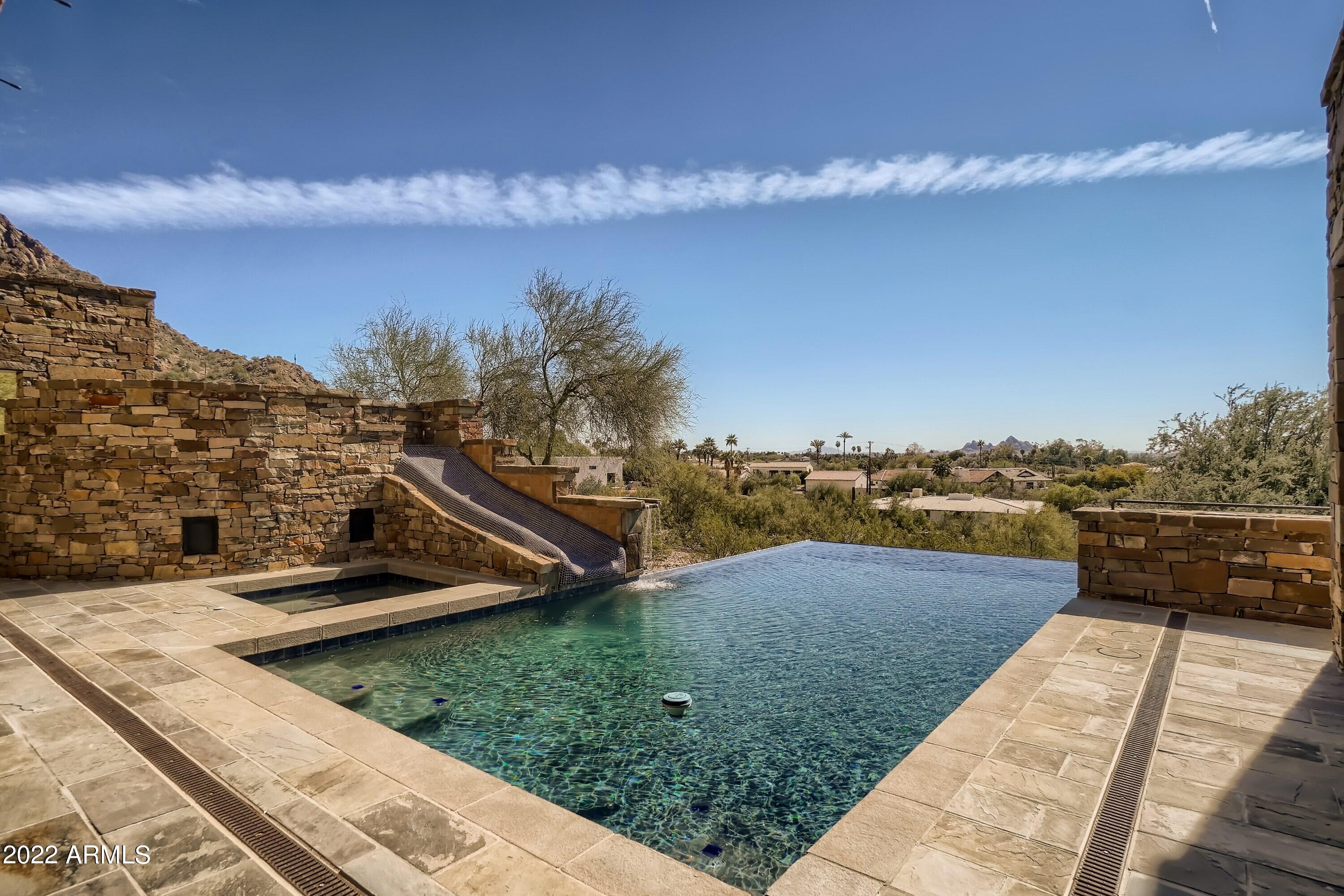 RED ROCK - Residential