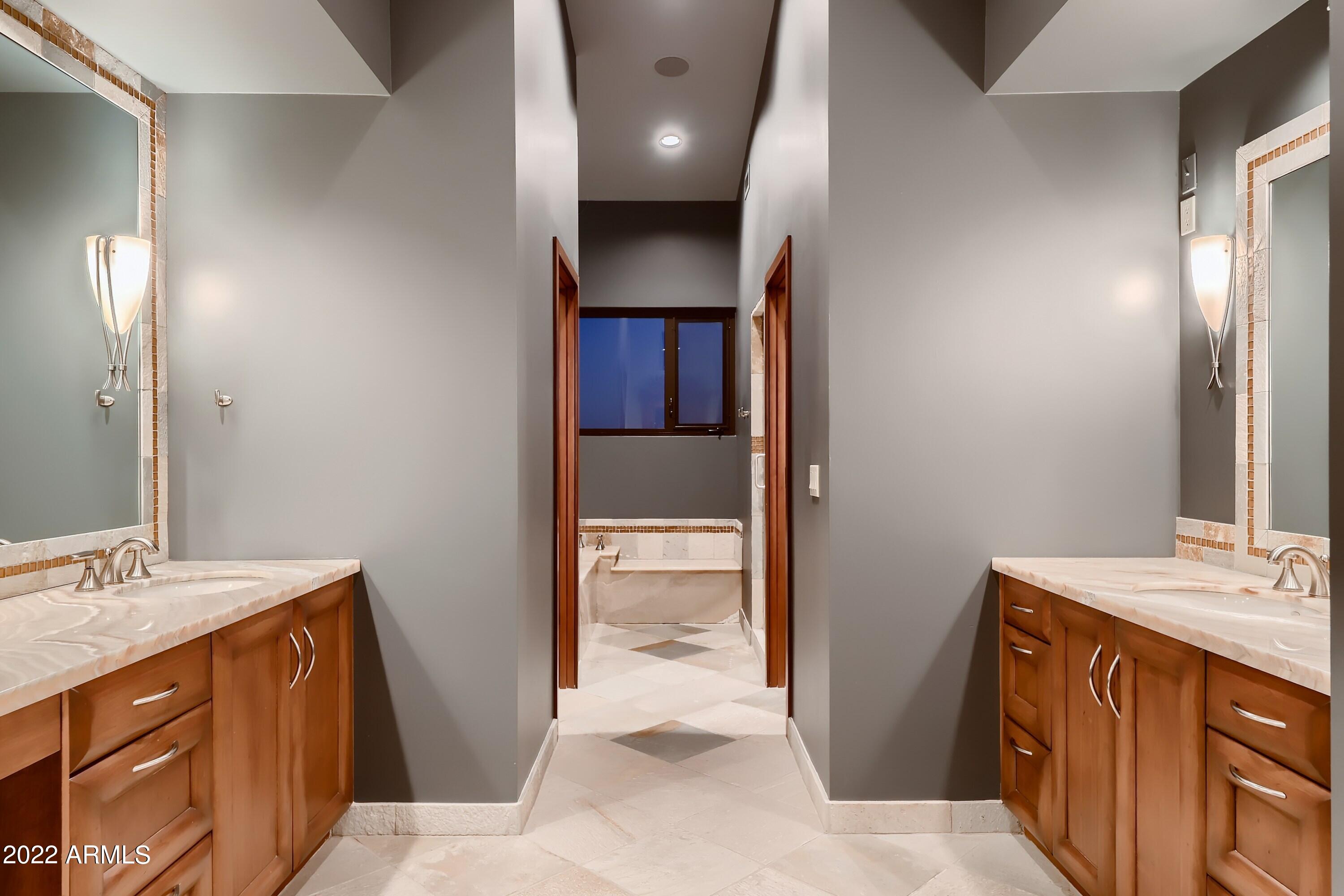 RED ROCK - Residential