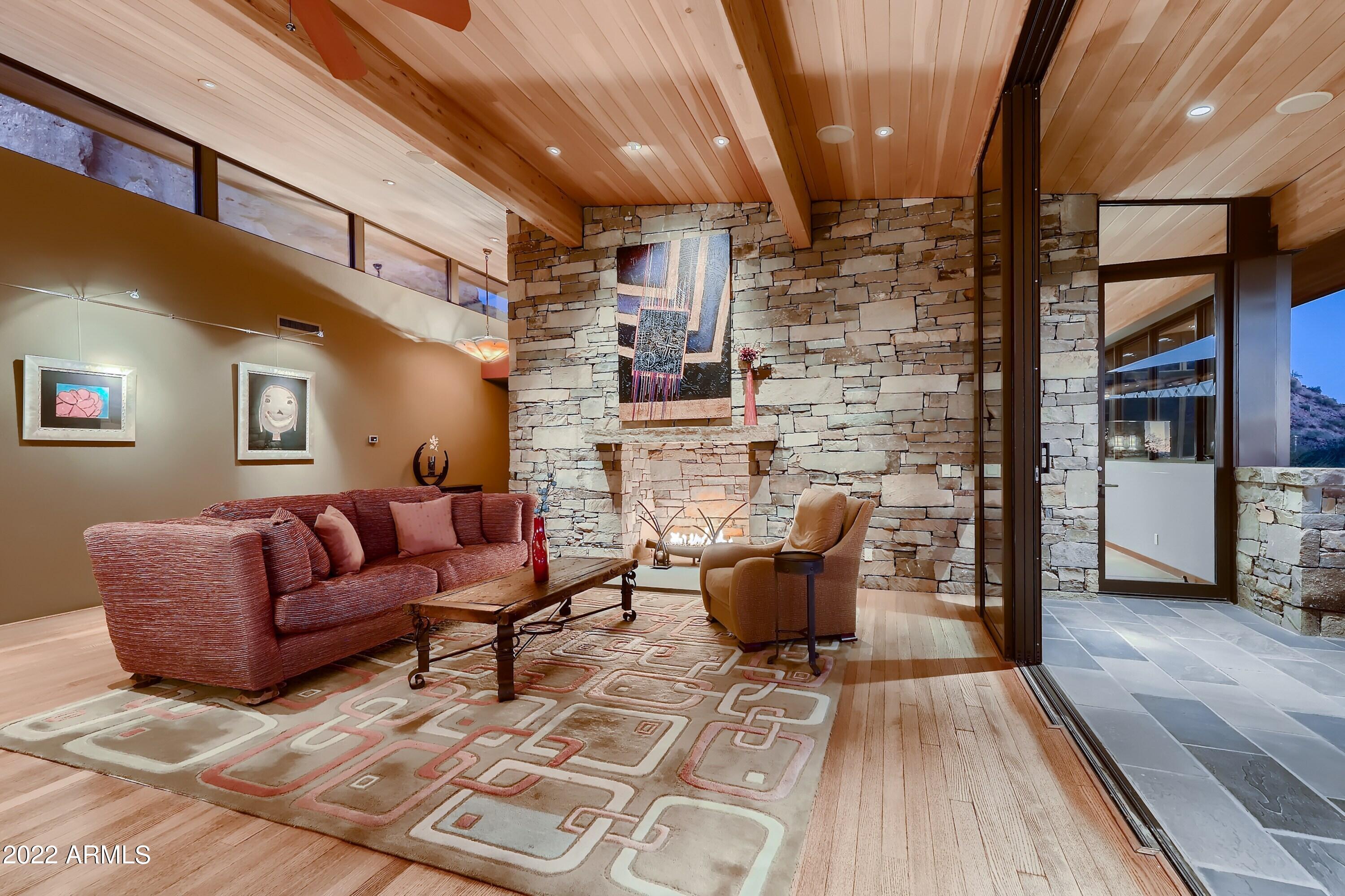RED ROCK - Residential