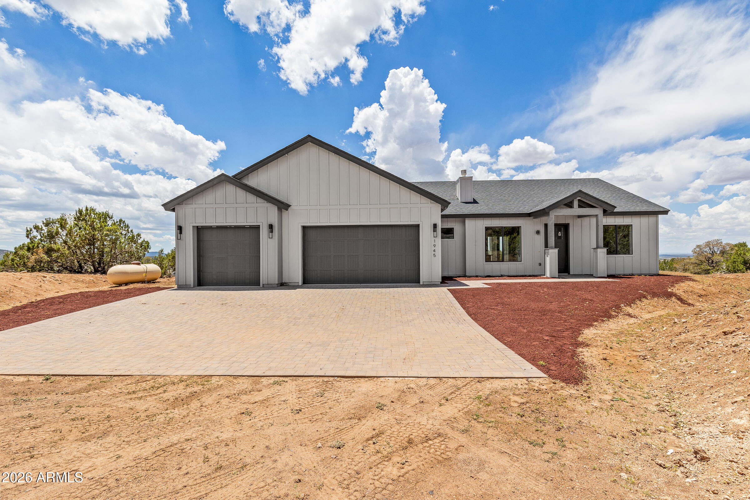 RED LAKE MOUNTAIN RANCH - Residential