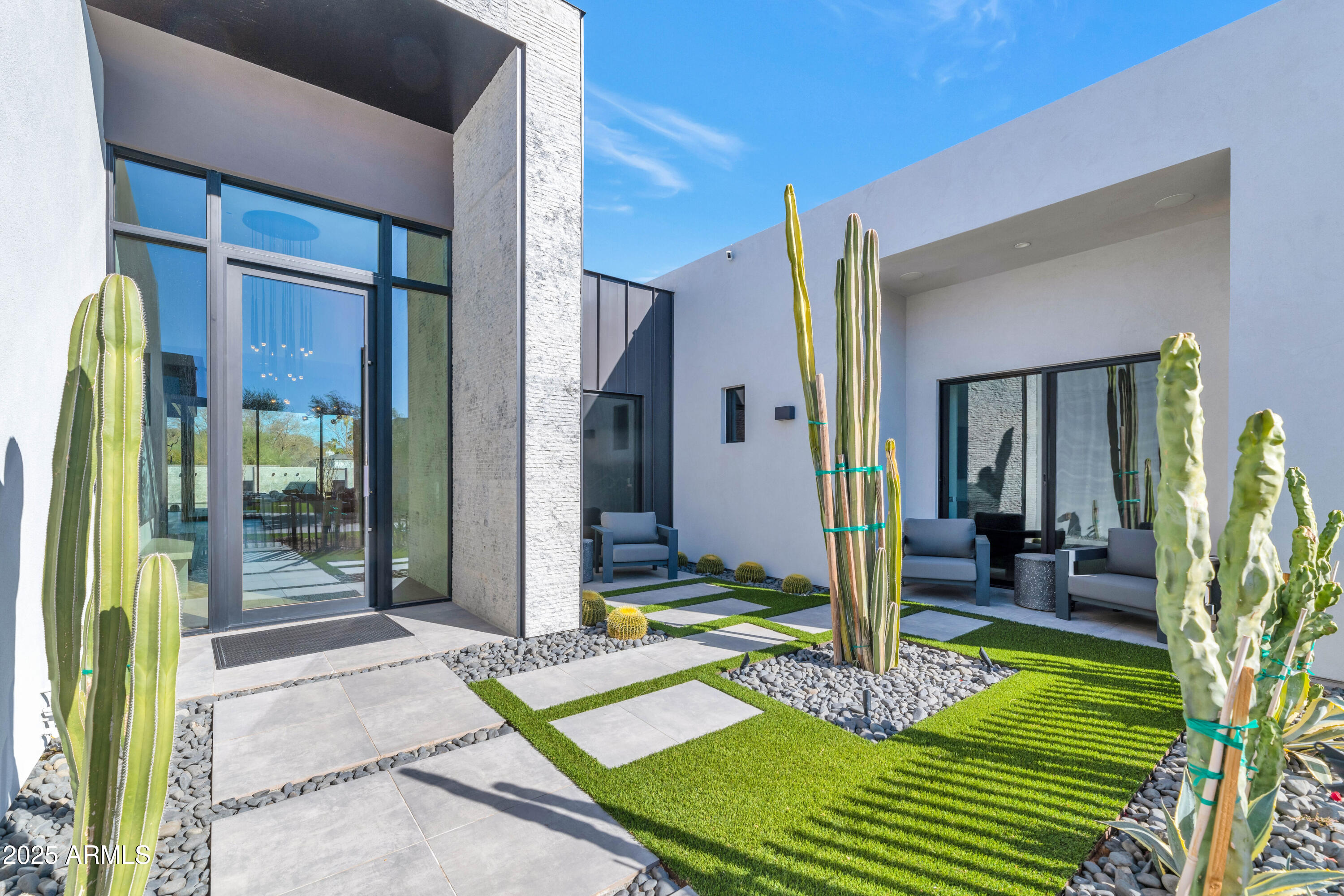 RITZ-CARLTON PARCEL B - Residential