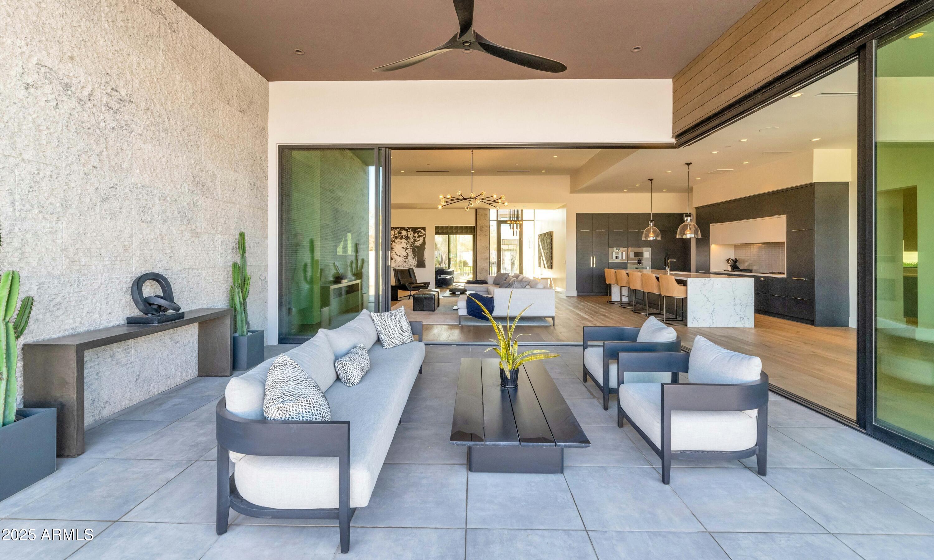 RITZ-CARLTON PARCEL B - Residential