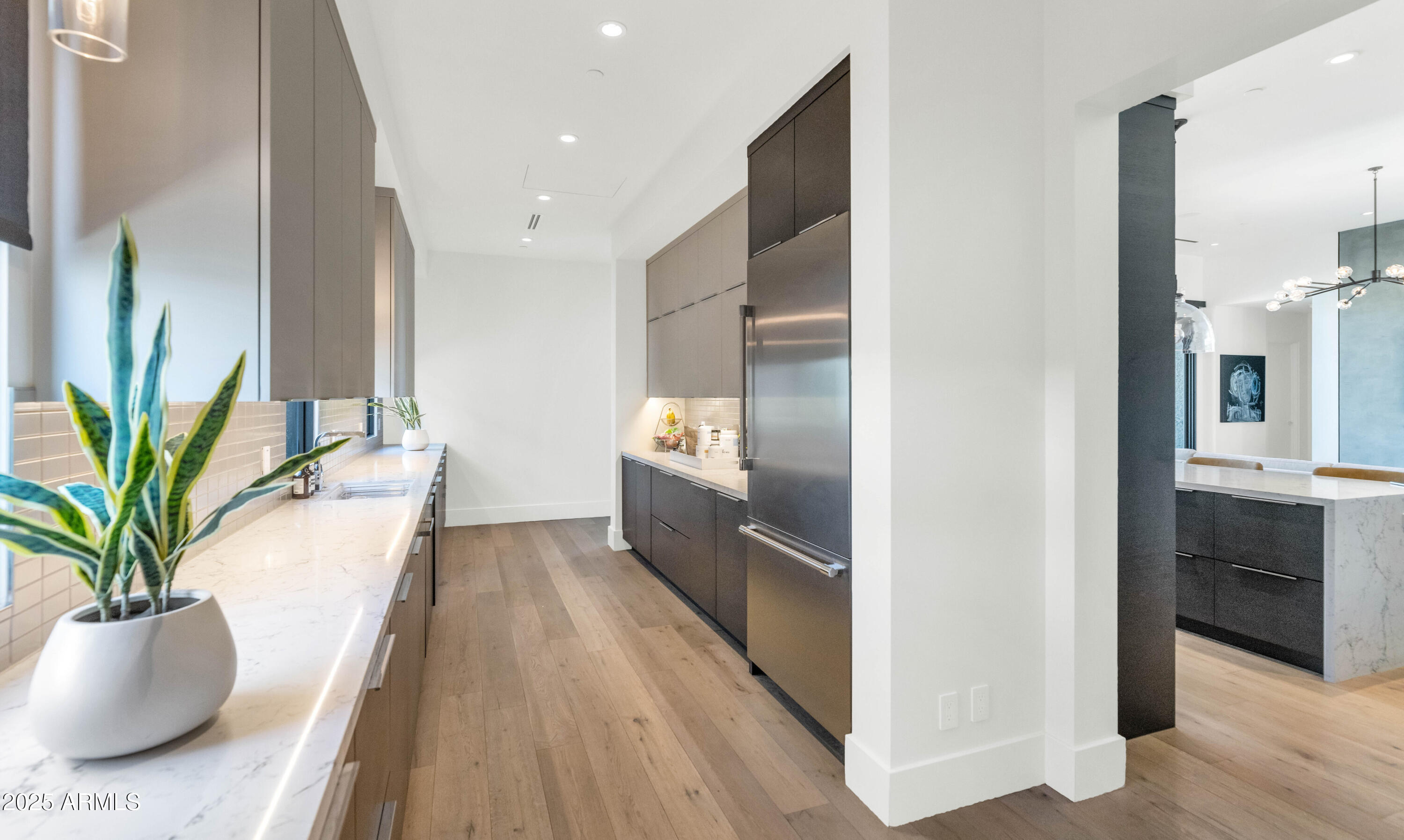 RITZ-CARLTON PARCEL B - Residential