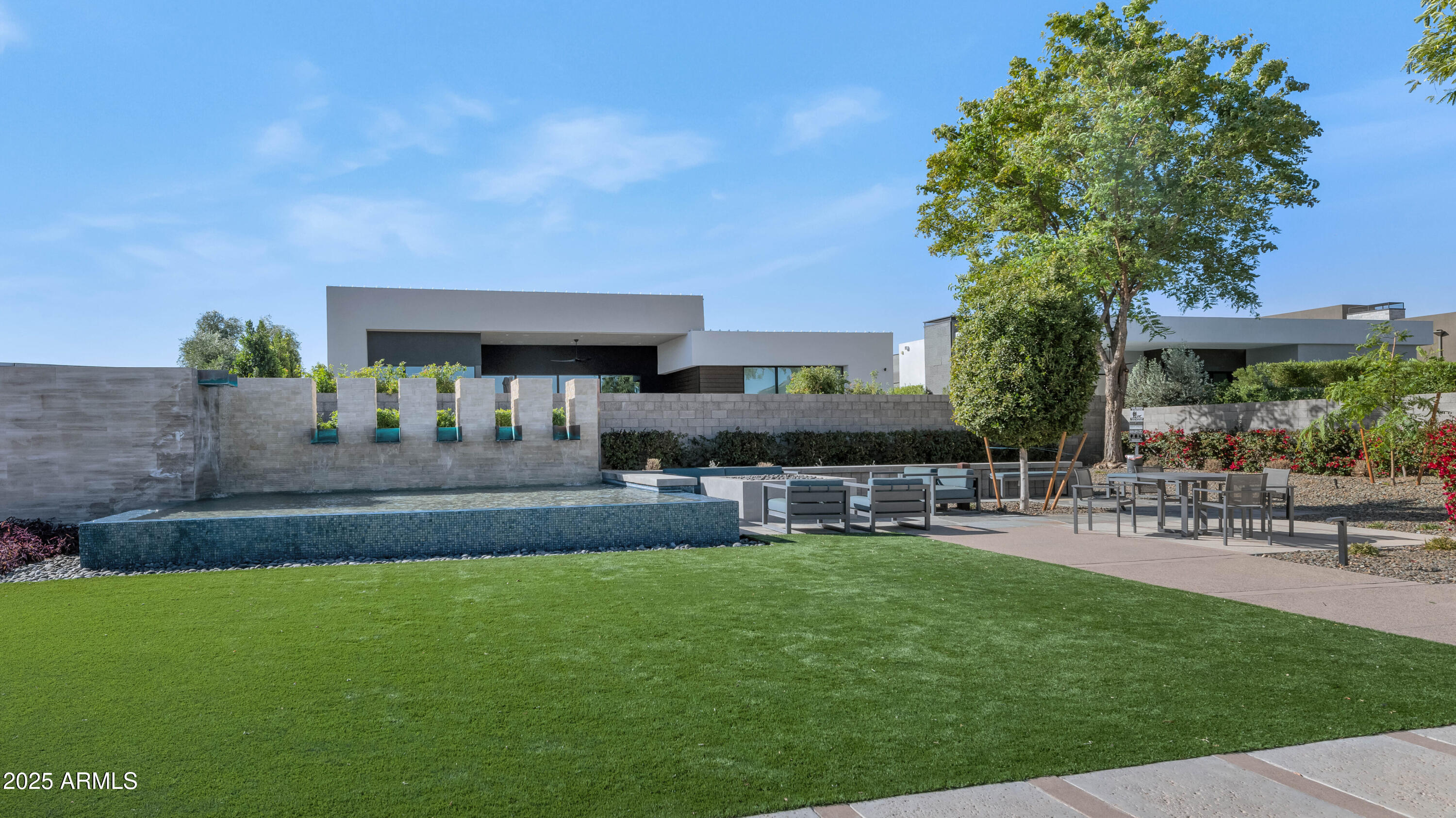 RITZ-CARLTON PARCEL B - Residential