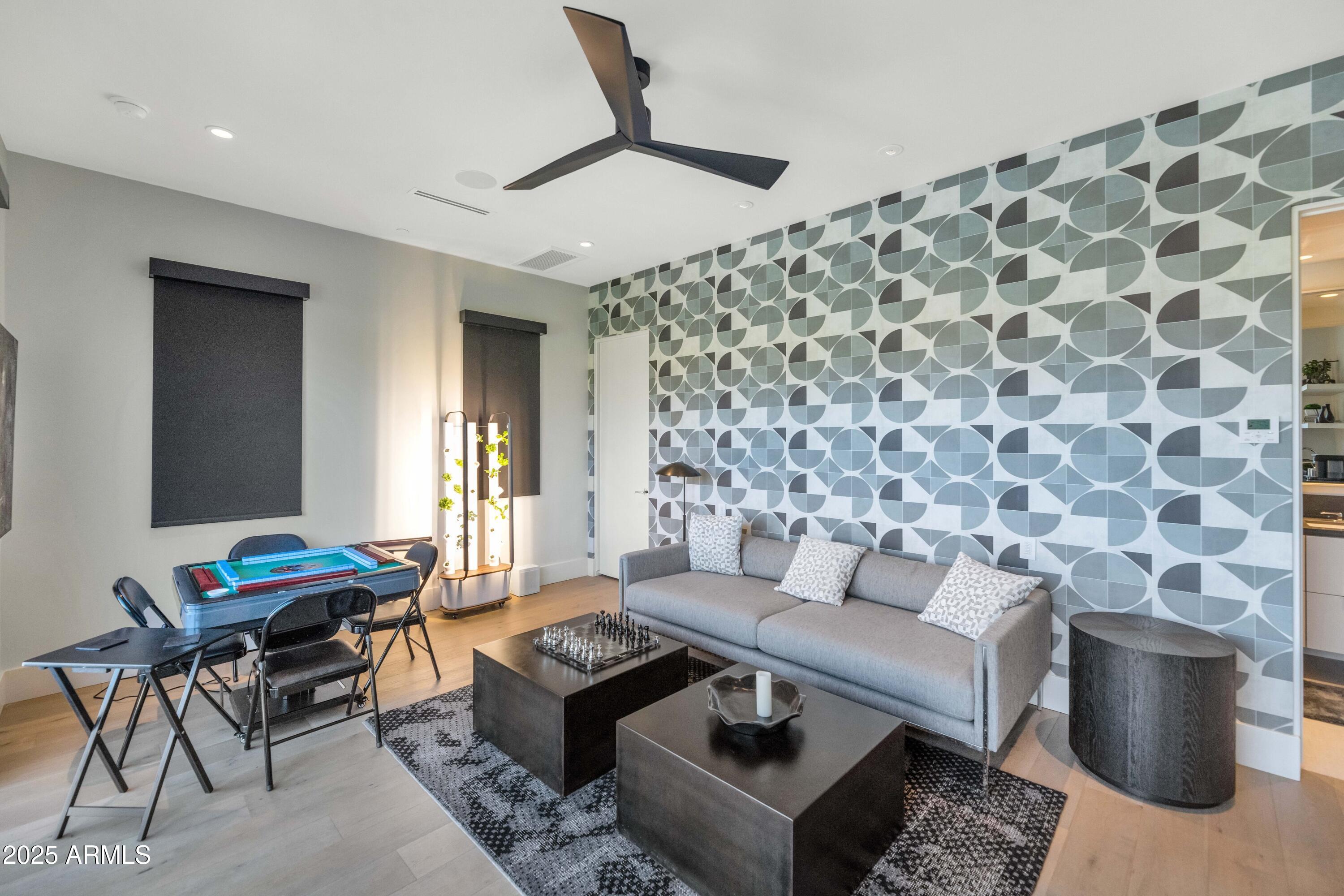RITZ-CARLTON PARCEL B - Residential