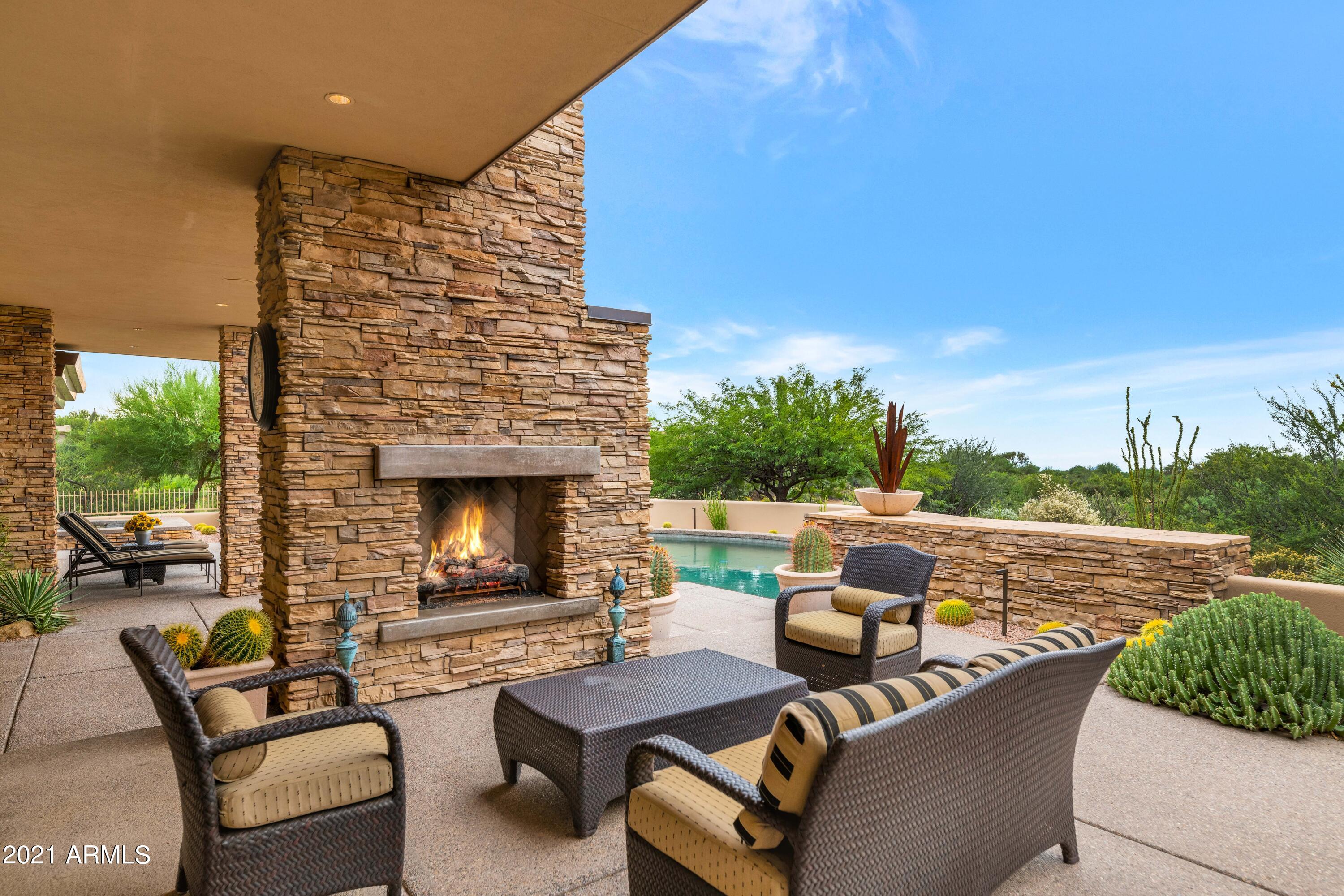 DESERT MOUNTAIN PHASE 2 UNIT 18 - Residential