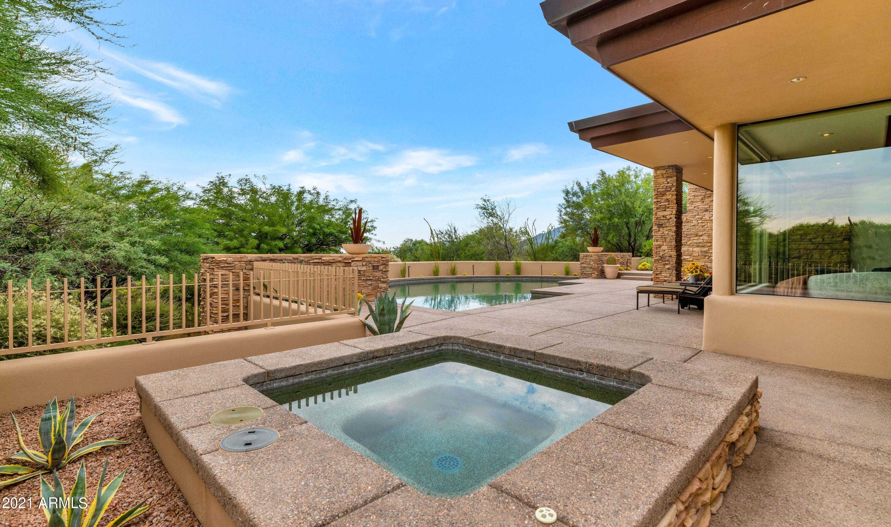 DESERT MOUNTAIN PHASE 2 UNIT 18 - Residential