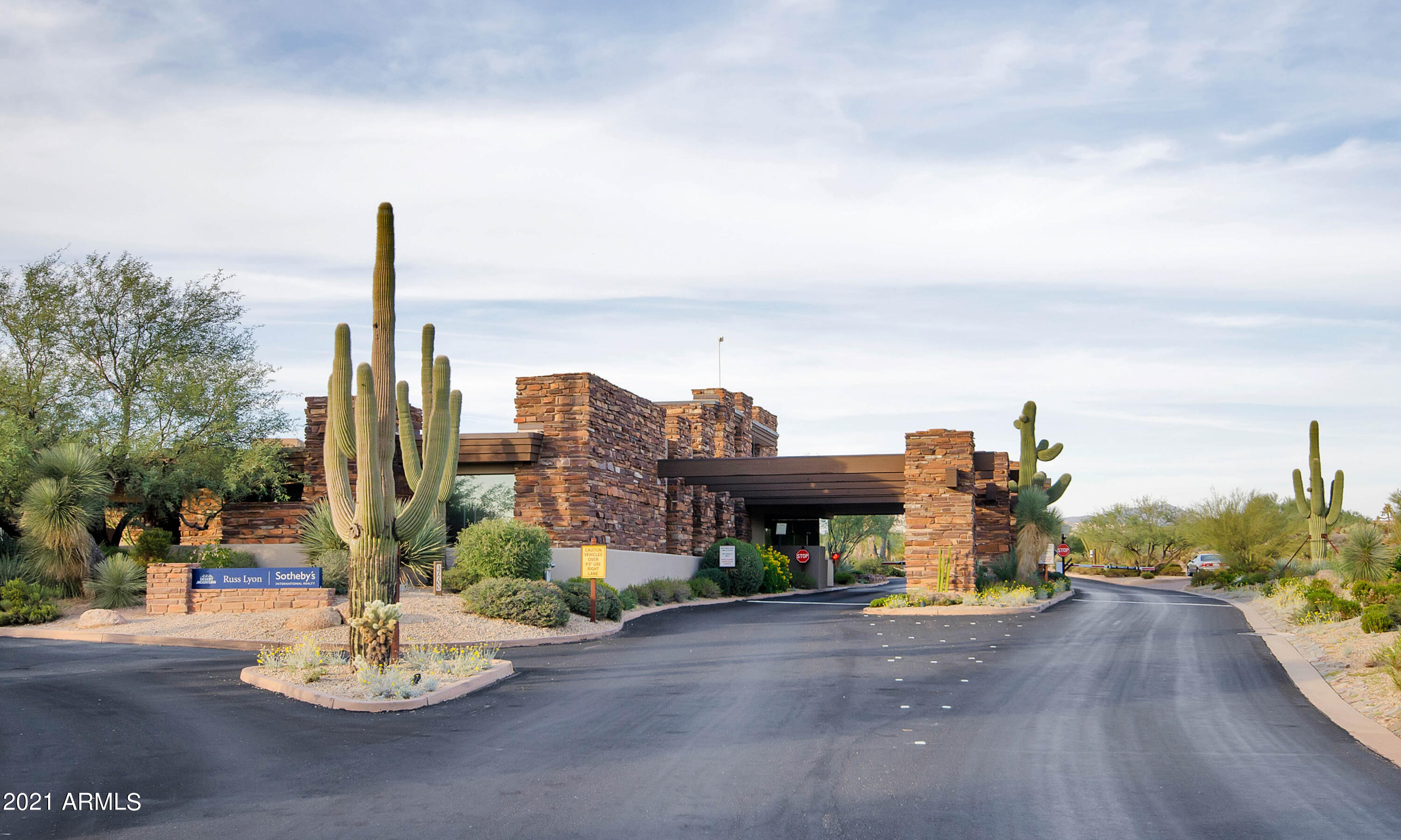 DESERT MOUNTAIN PHASE 2 UNIT 18 - Residential