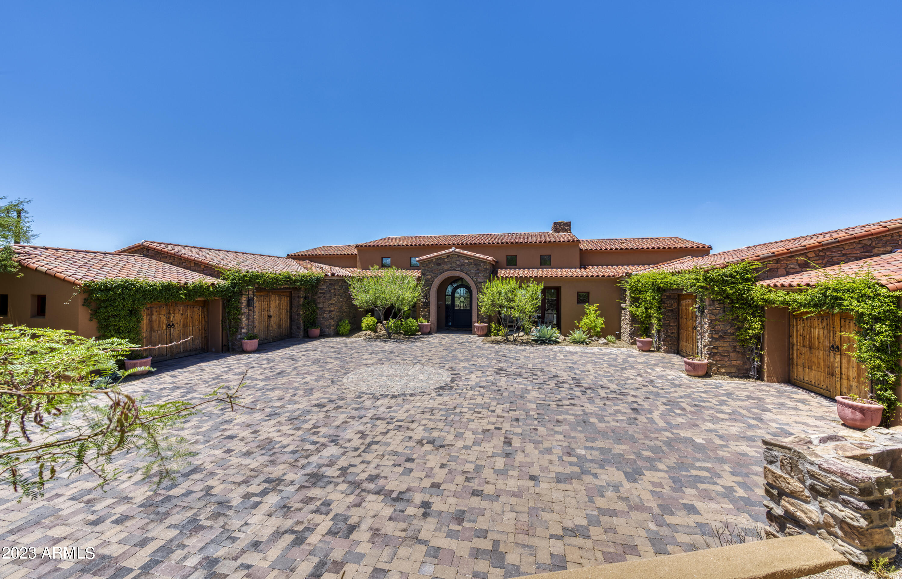 DESERT MOUNTAIN - Residential