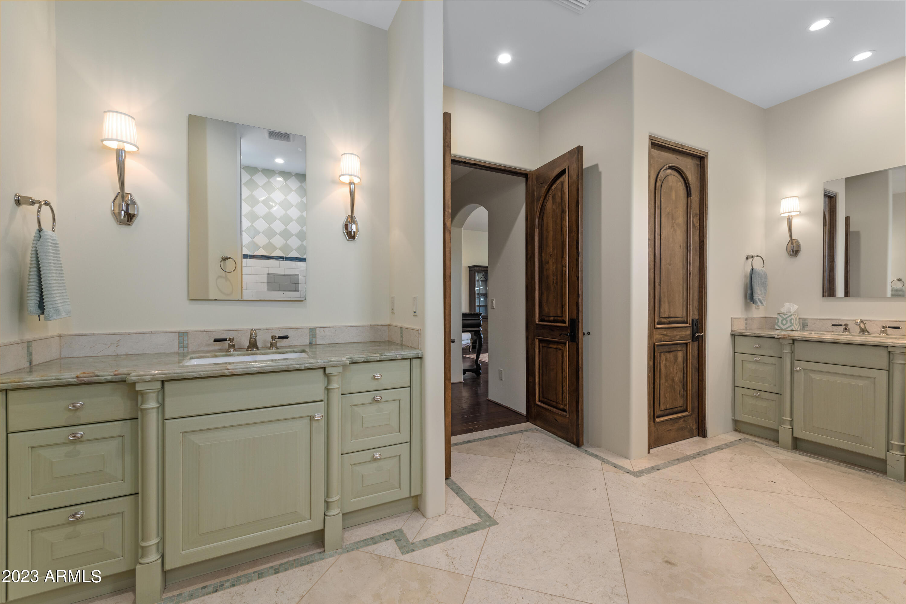 DESERT MOUNTAIN - Residential