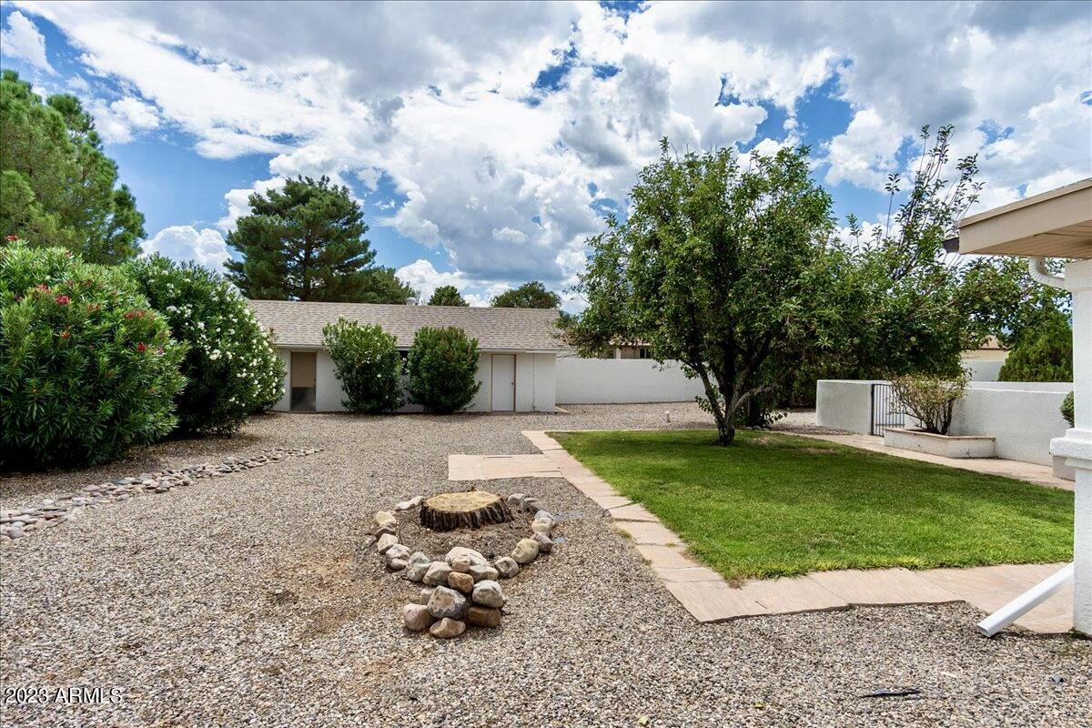 TOWN & COUNTRY ESTATES UNIT 2 - Residential