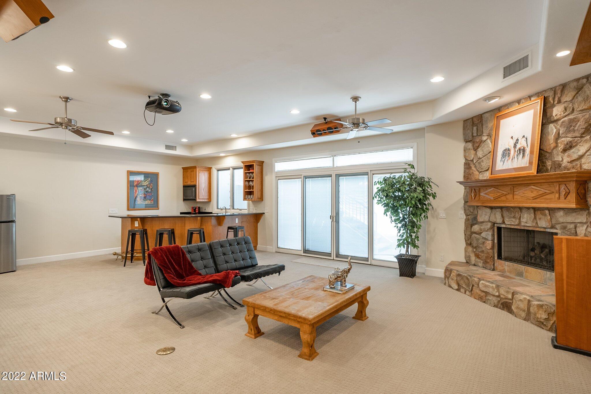 CRYSTAL POINT ESTATES AMD LOT 1-20 TR A-H - Residential