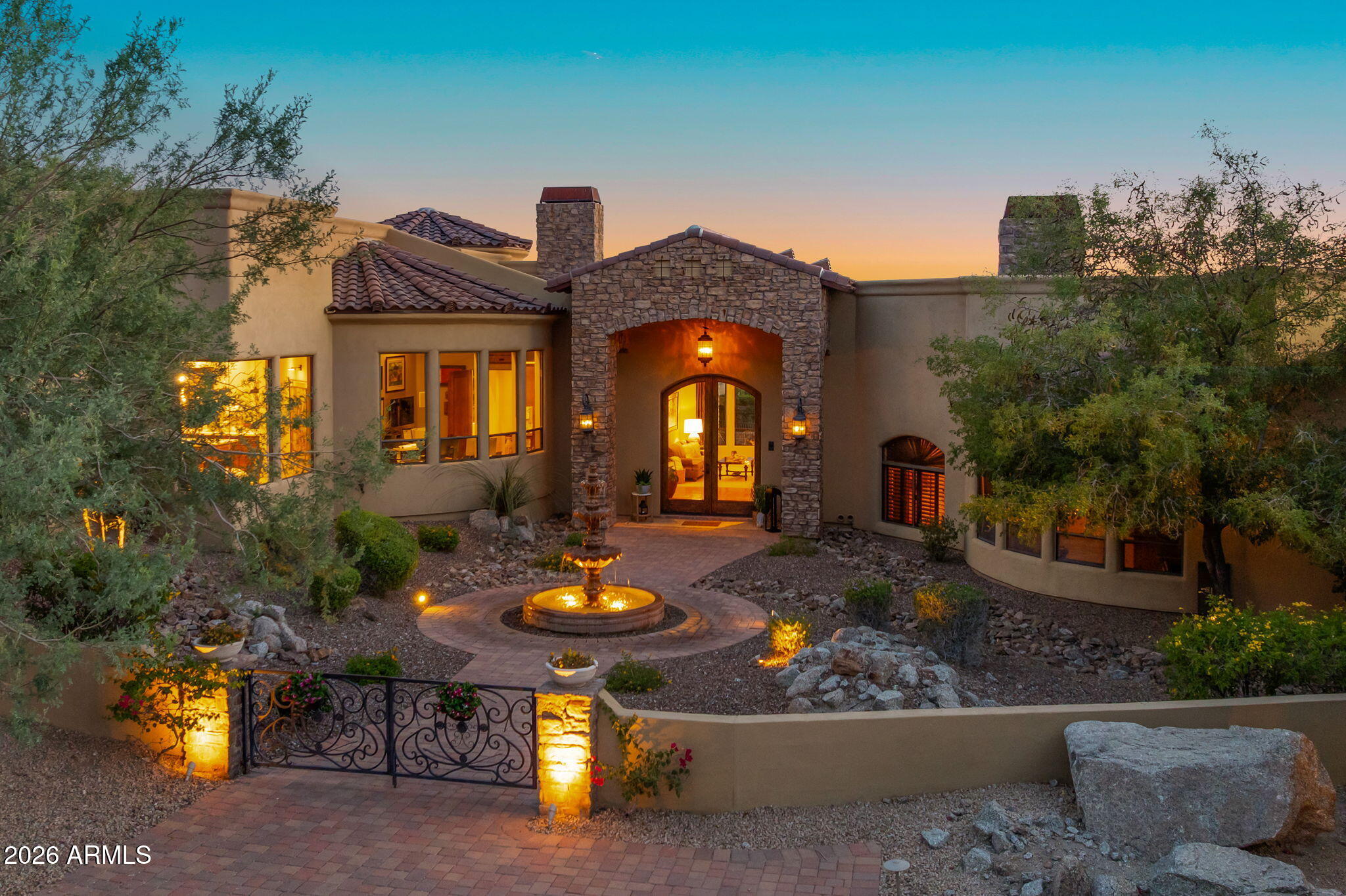 DIAMOND POINT AT LAS SENDAS MOUNTAIN - Residential