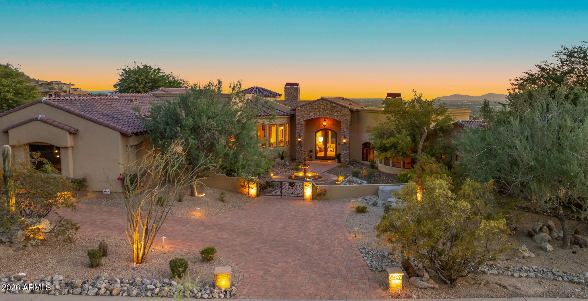 DIAMOND POINT AT LAS SENDAS MOUNTAIN - Residential