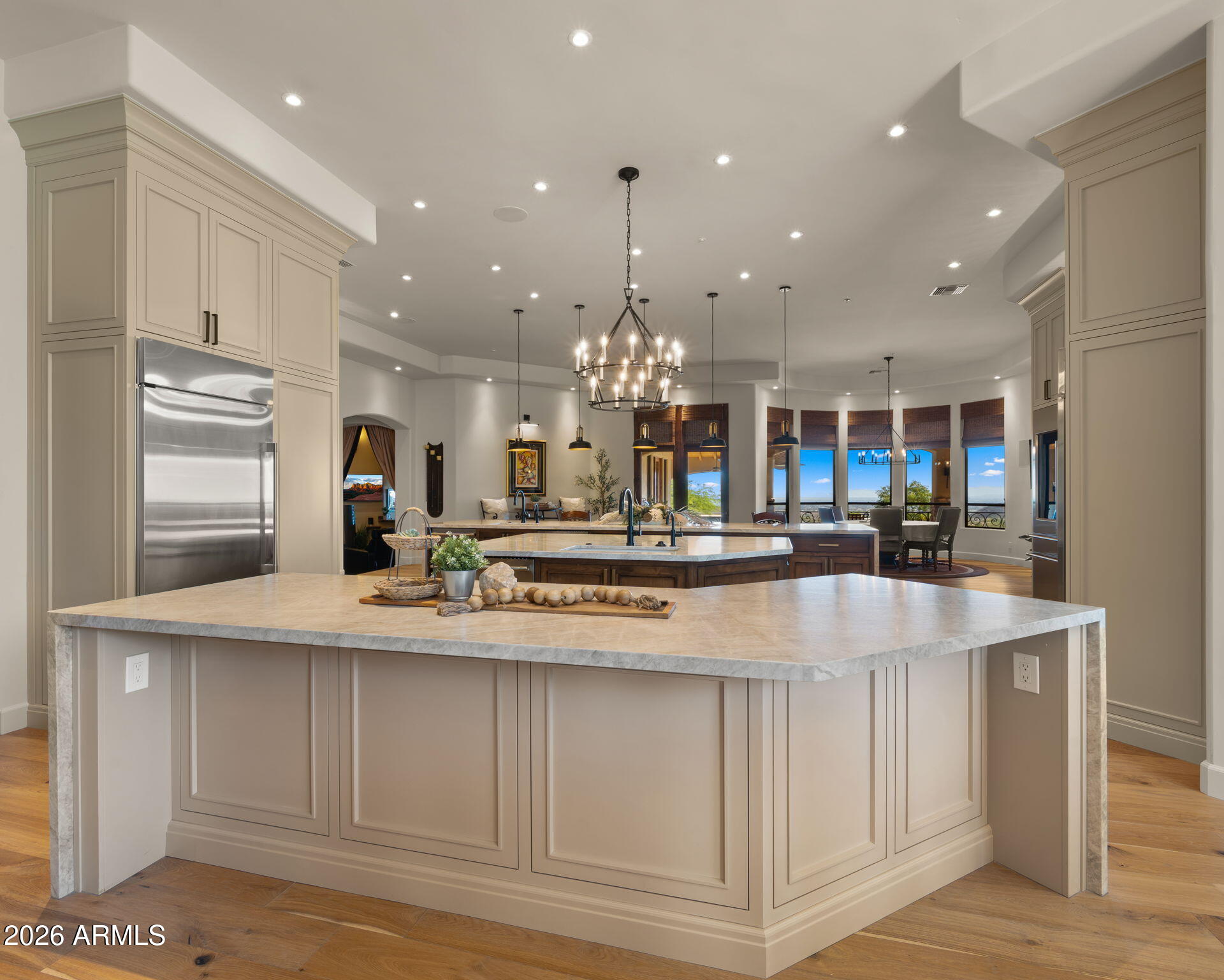 DIAMOND POINT AT LAS SENDAS MOUNTAIN - Residential