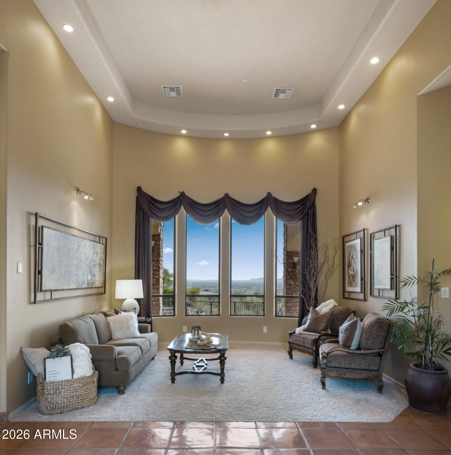 DIAMOND POINT AT LAS SENDAS MOUNTAIN - Residential