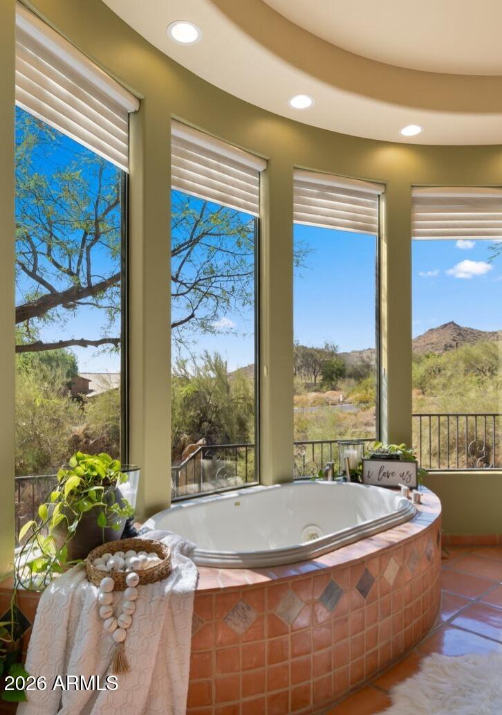 DIAMOND POINT AT LAS SENDAS MOUNTAIN - Residential