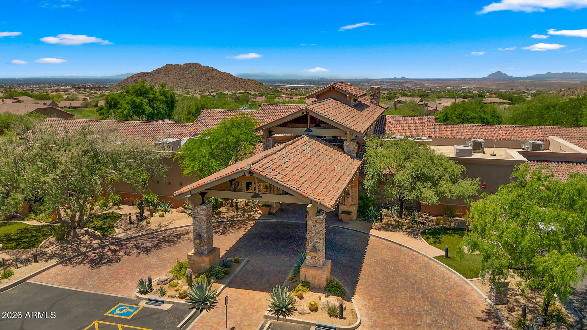 DIAMOND POINT AT LAS SENDAS MOUNTAIN - Residential