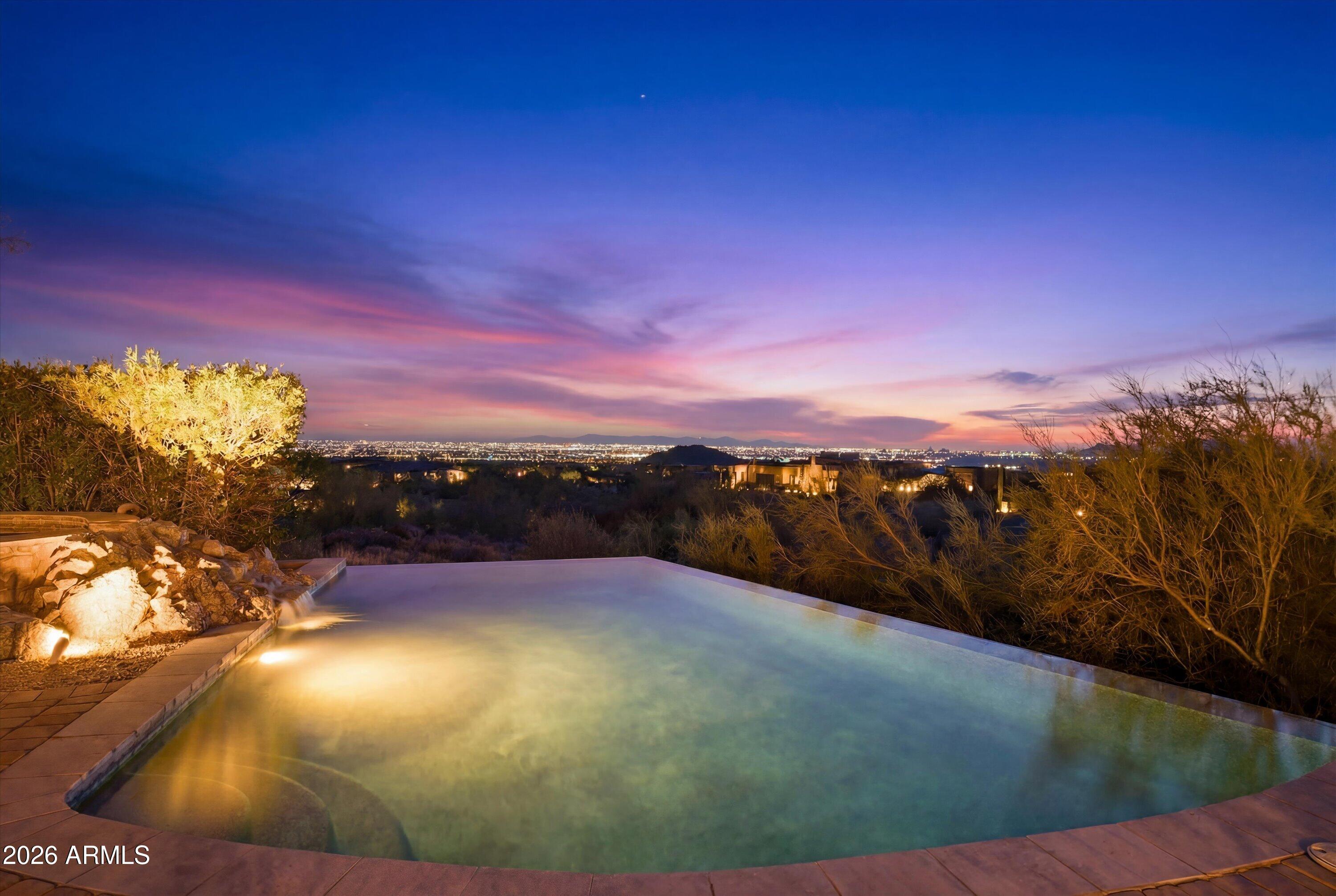 DIAMOND POINT AT LAS SENDAS MOUNTAIN - Residential