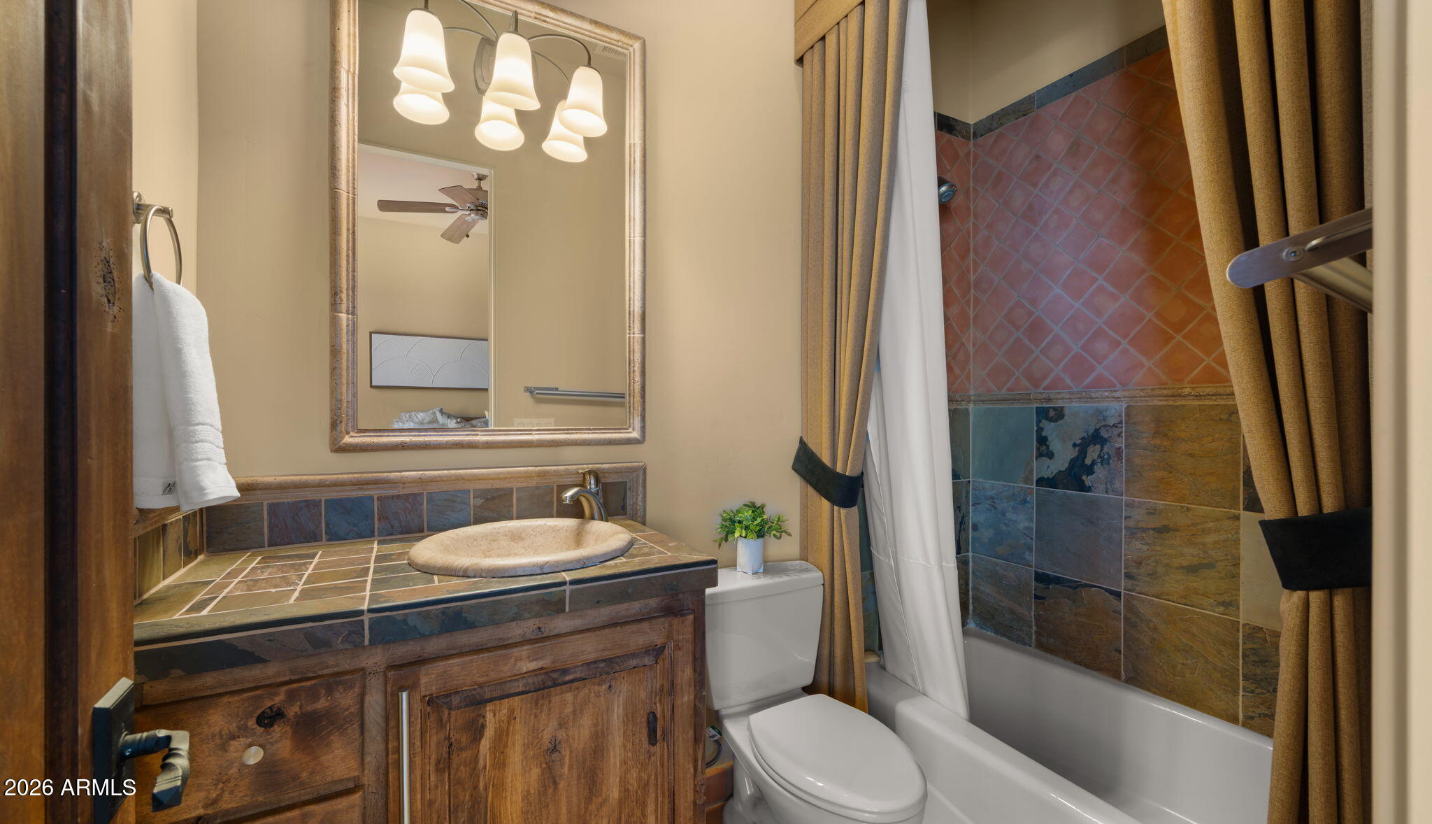 DIAMOND POINT AT LAS SENDAS MOUNTAIN - Residential