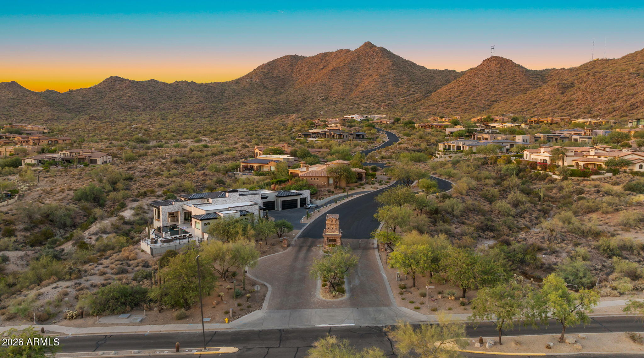 DIAMOND POINT AT LAS SENDAS MOUNTAIN - Residential