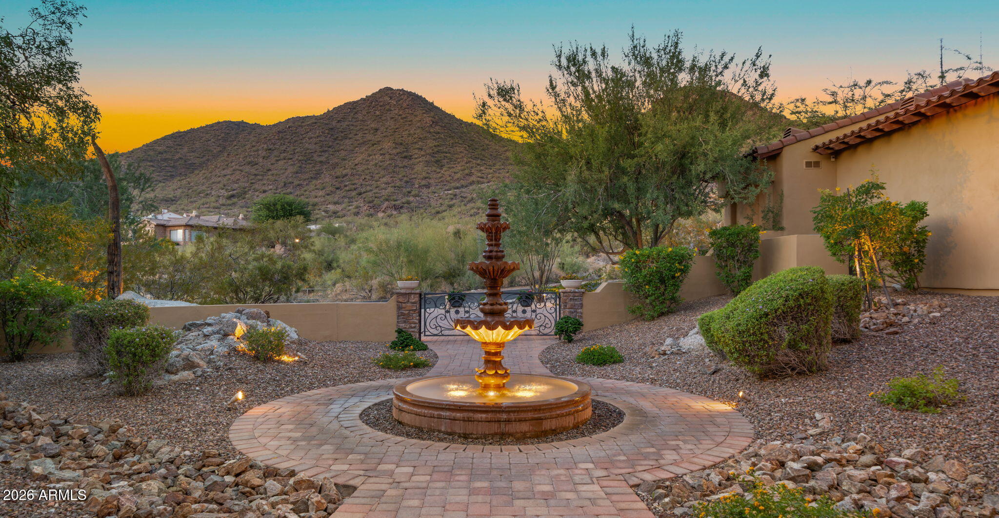 DIAMOND POINT AT LAS SENDAS MOUNTAIN - Residential