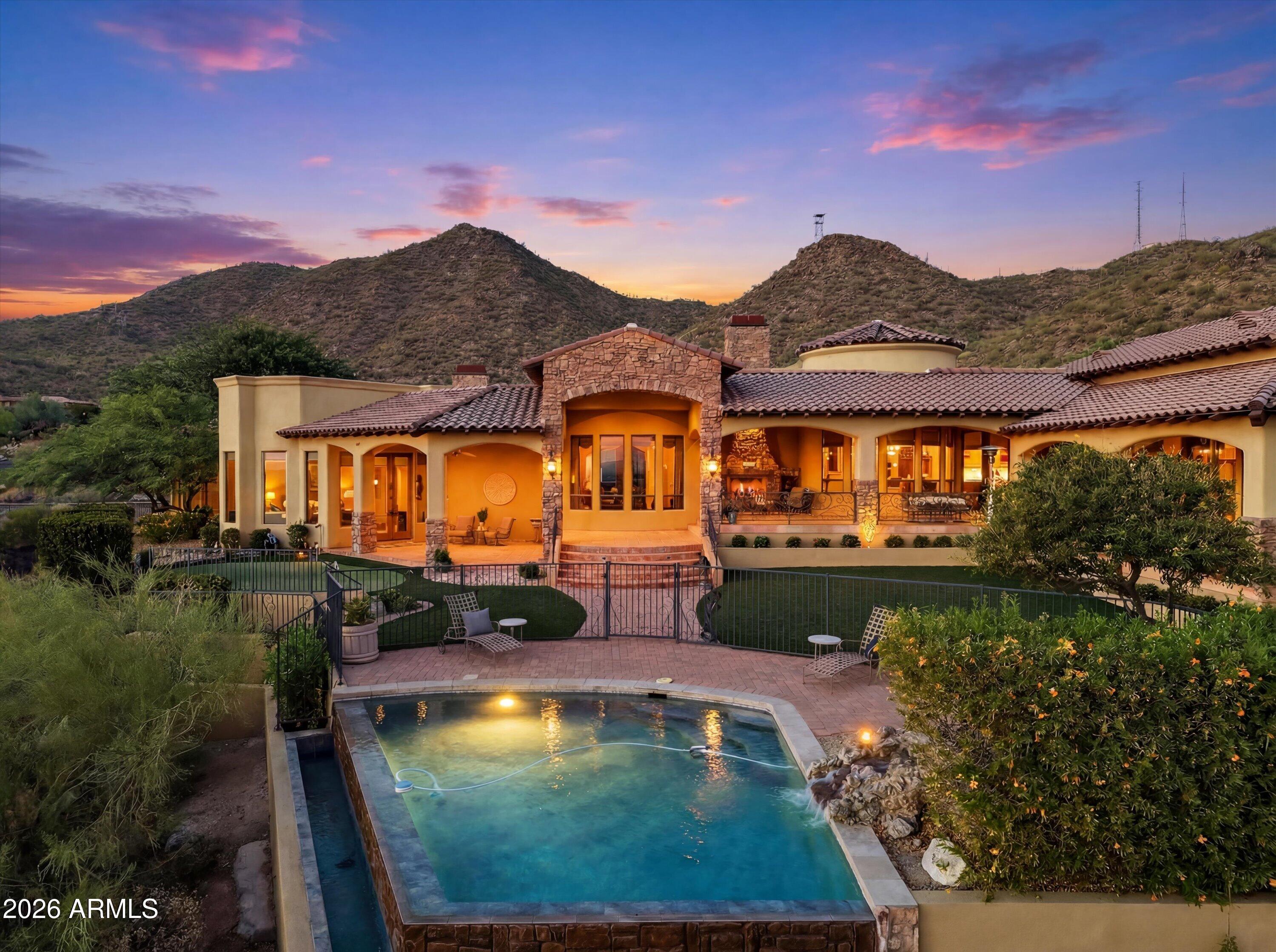 DIAMOND POINT AT LAS SENDAS MOUNTAIN - Residential