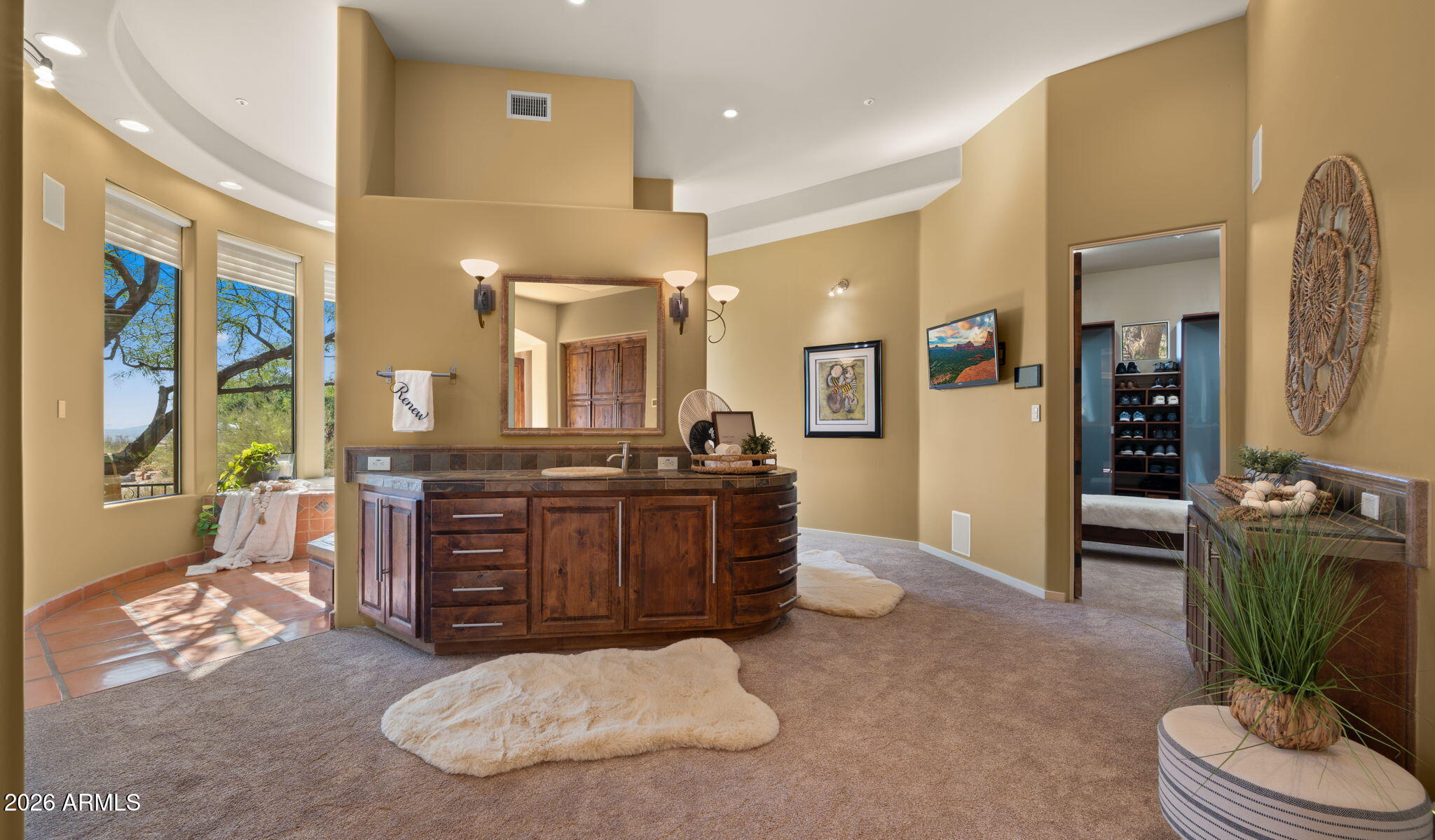 DIAMOND POINT AT LAS SENDAS MOUNTAIN - Residential