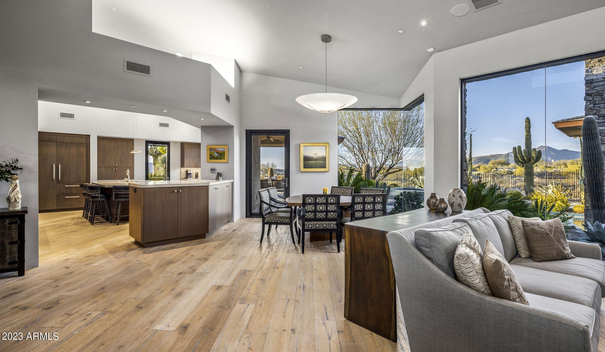 MIRABEL Club - Residential