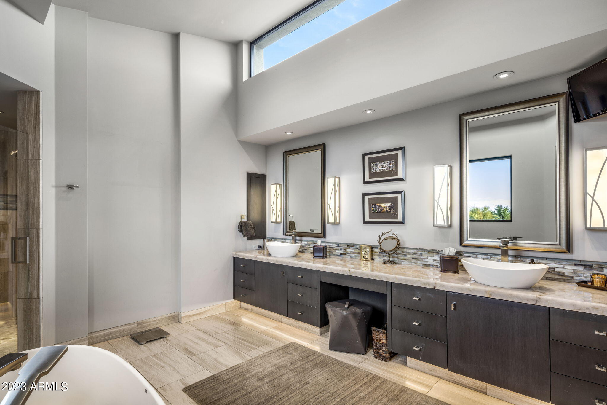 MIRABEL Club - Residential