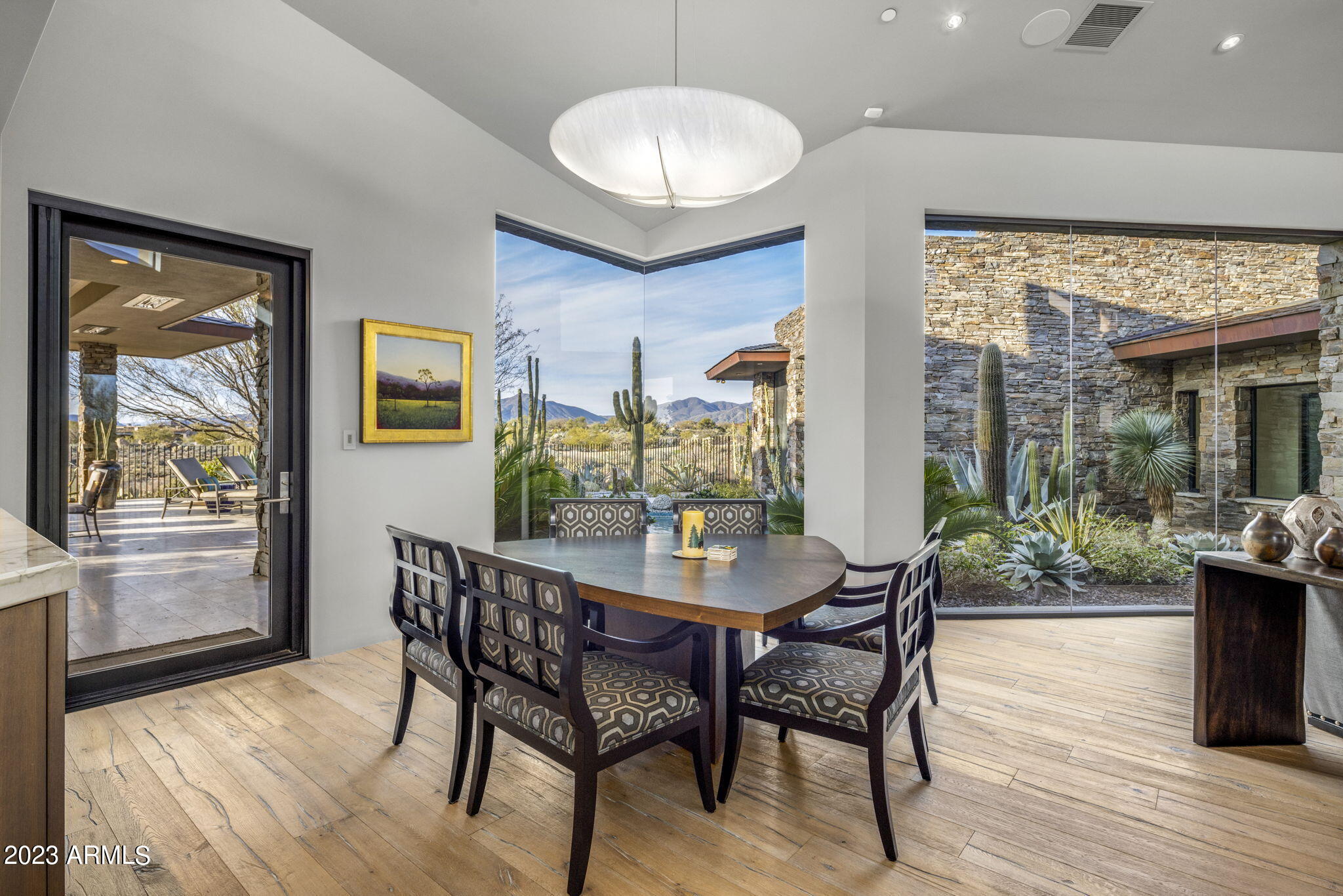 MIRABEL Club - Residential