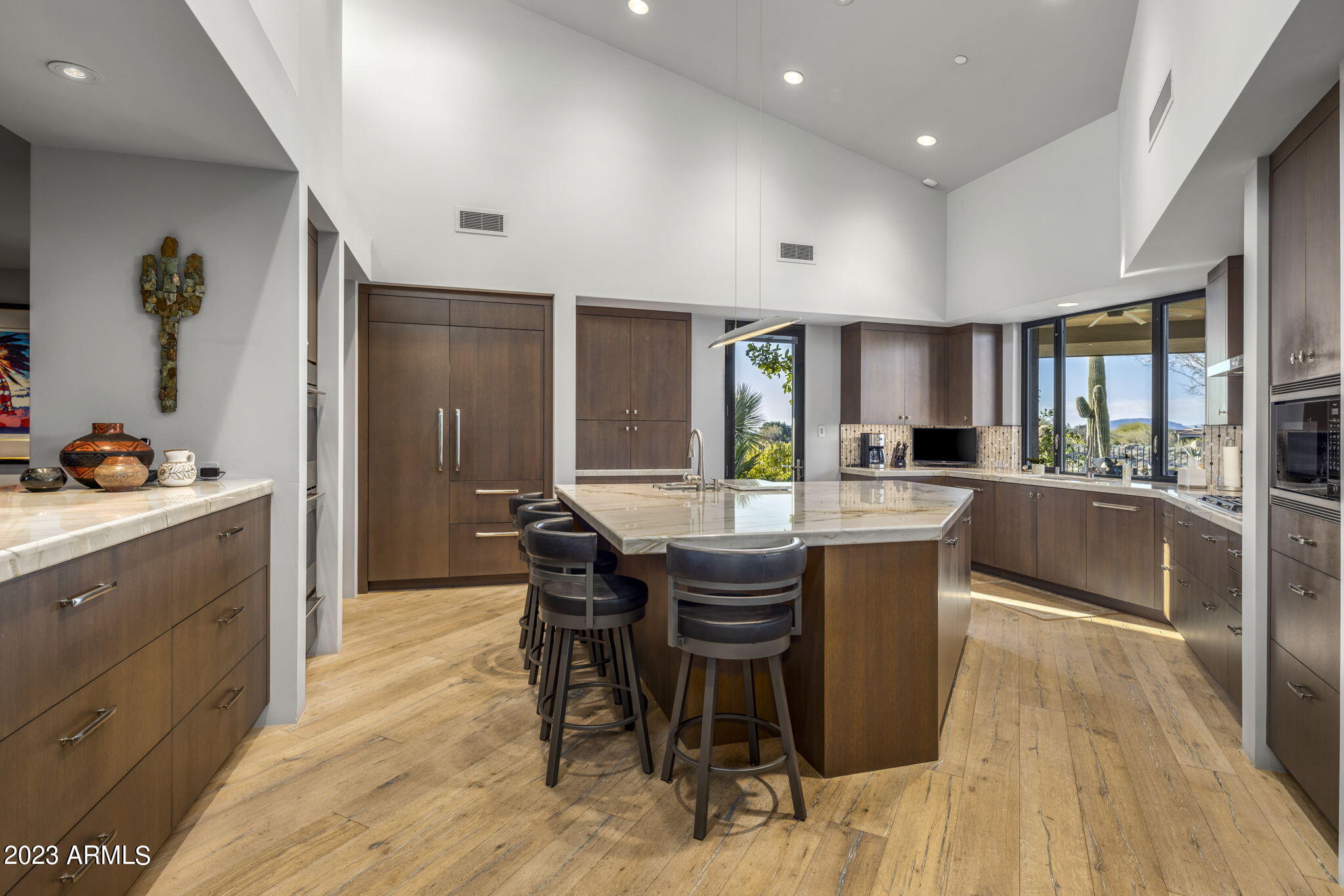 MIRABEL Club - Residential