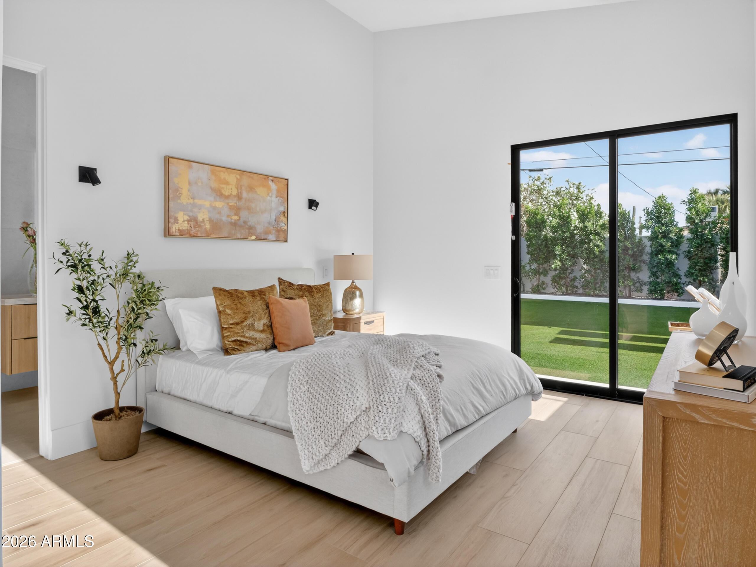 SCOTTSDALE COUNTRY ACRES ANNEX - Residential