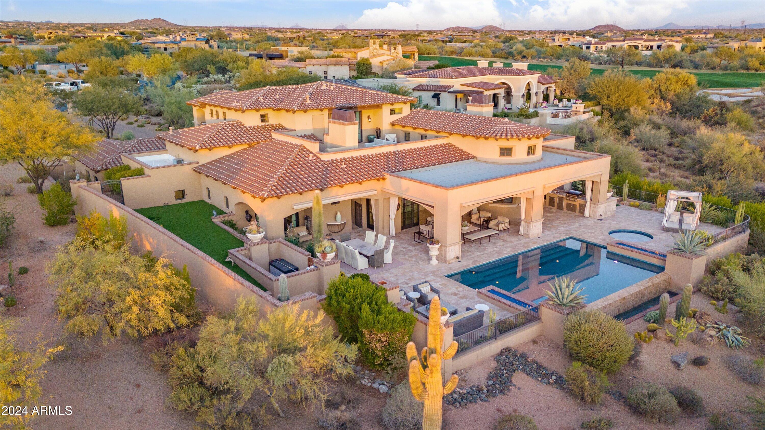 MIRABEL CLUB - Residential