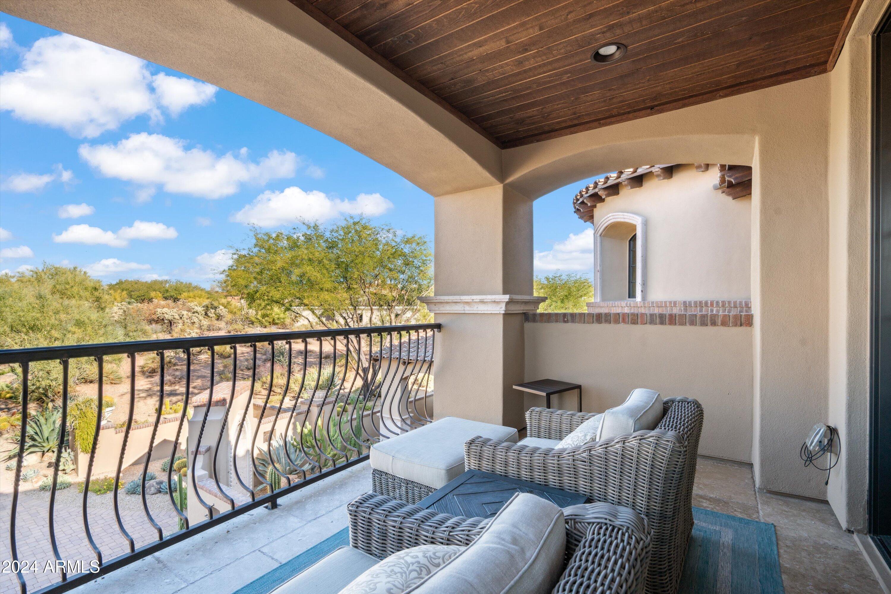 MIRABEL CLUB - Residential
