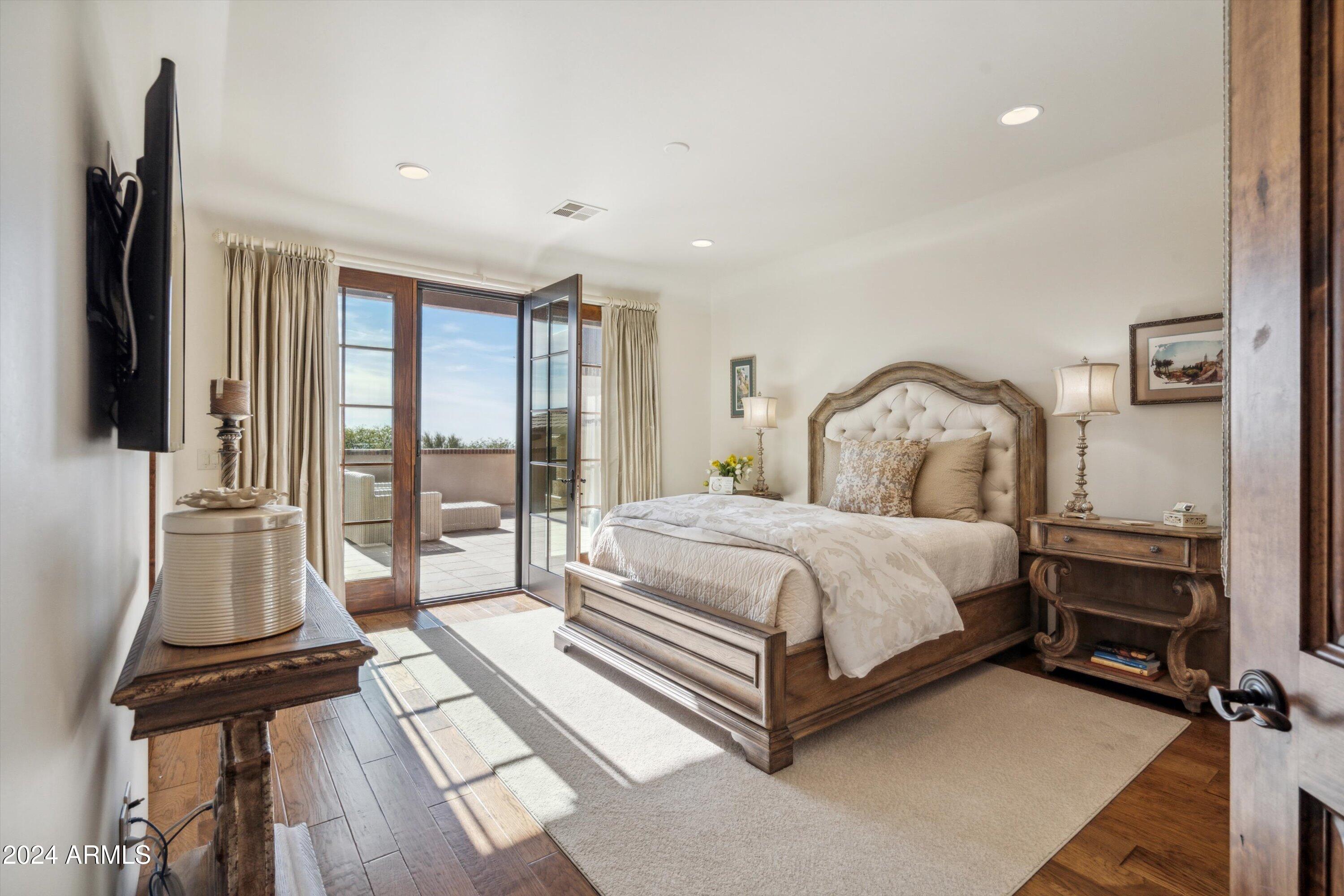 MIRABEL CLUB - Residential