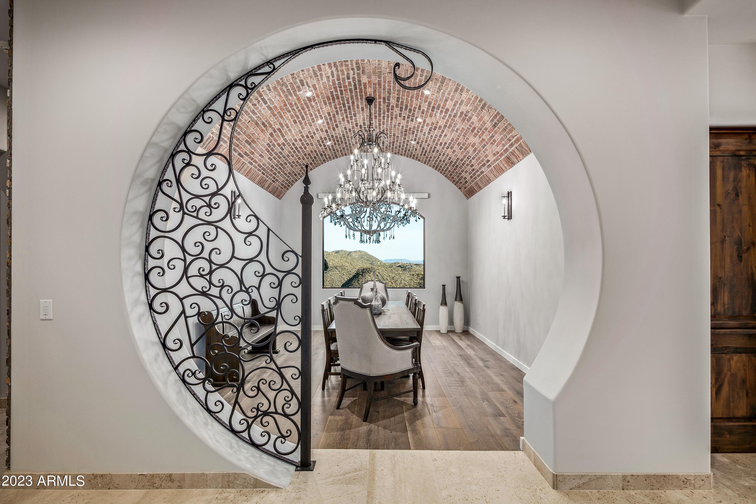 DESERT MOUNTAIN - Residential