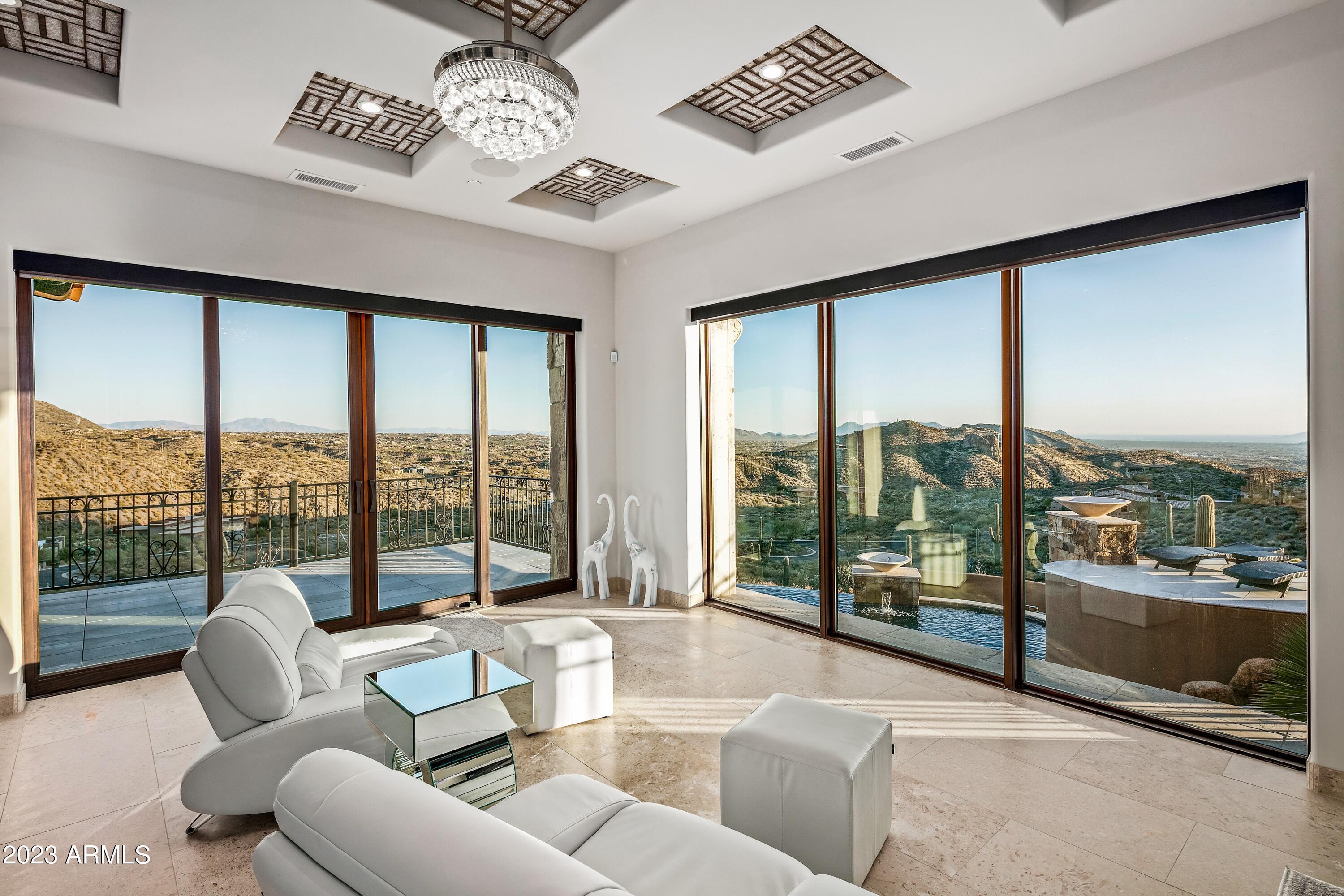 DESERT MOUNTAIN - Residential