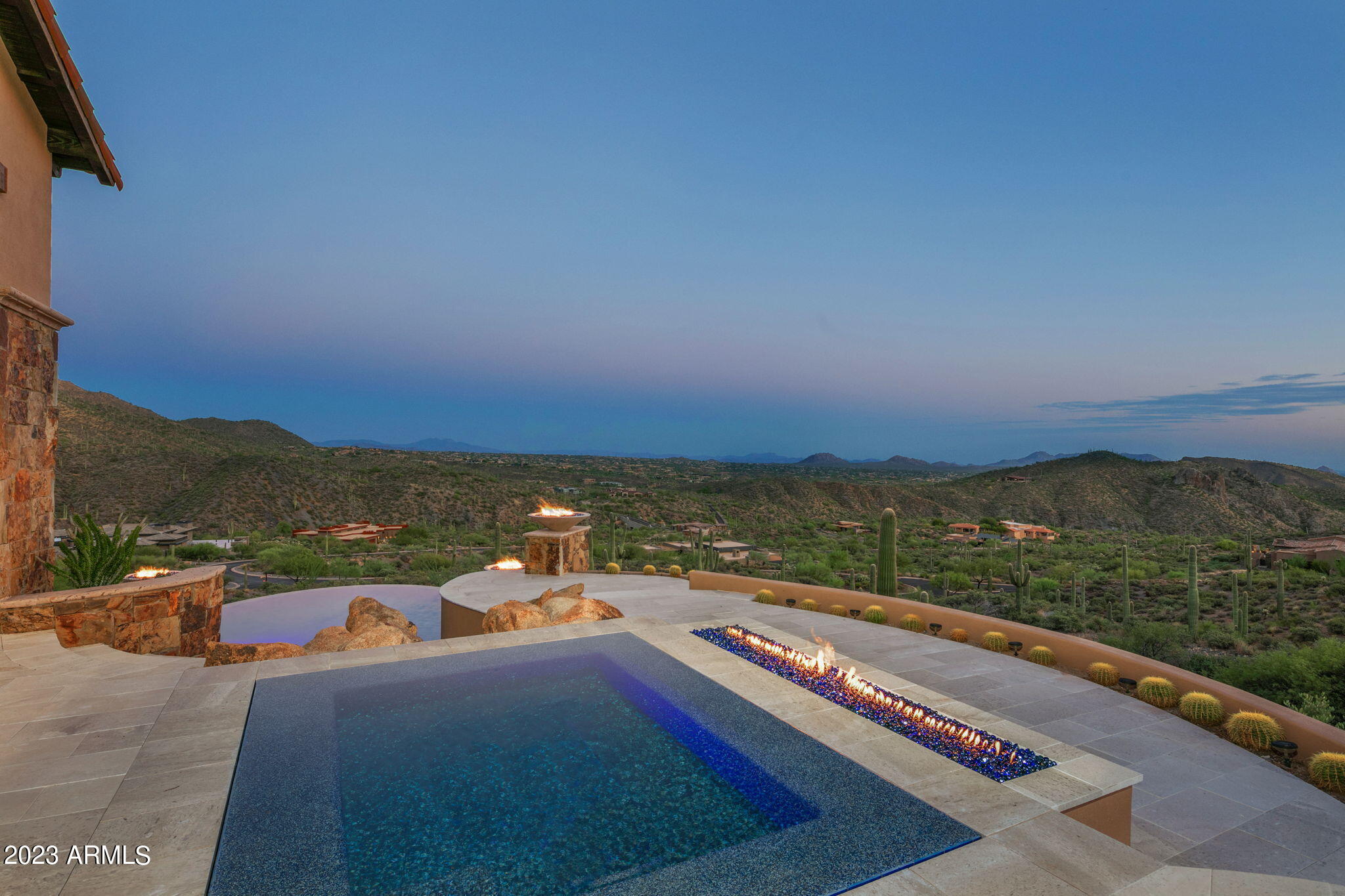 DESERT MOUNTAIN - Residential