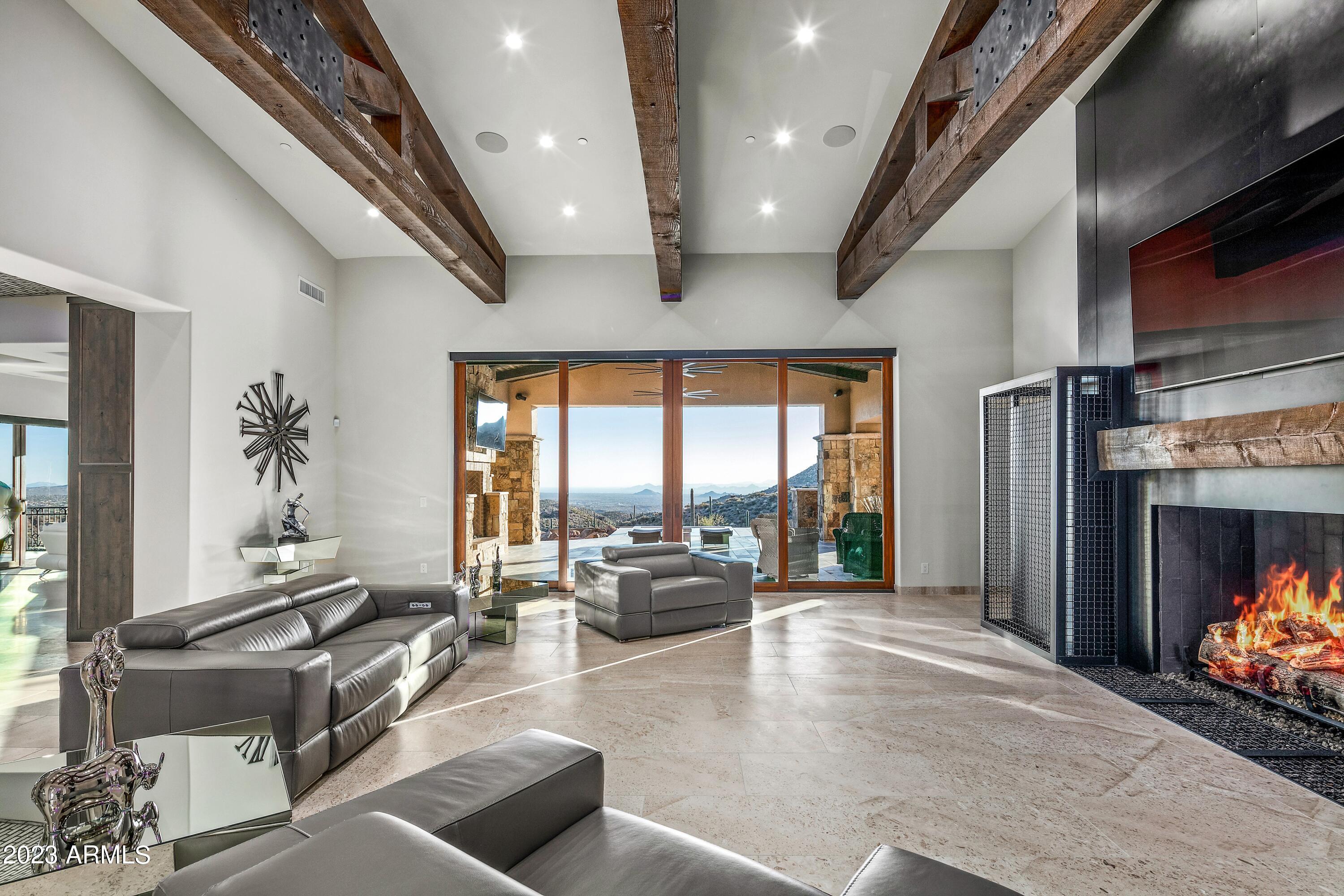 DESERT MOUNTAIN - Residential