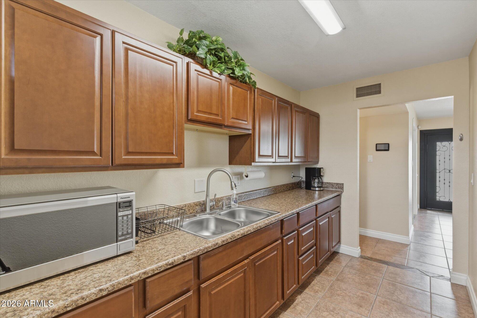 THUNDERBIRD RESIDENTIAL OFFICE CONDOMINIUM - Commercial Sale